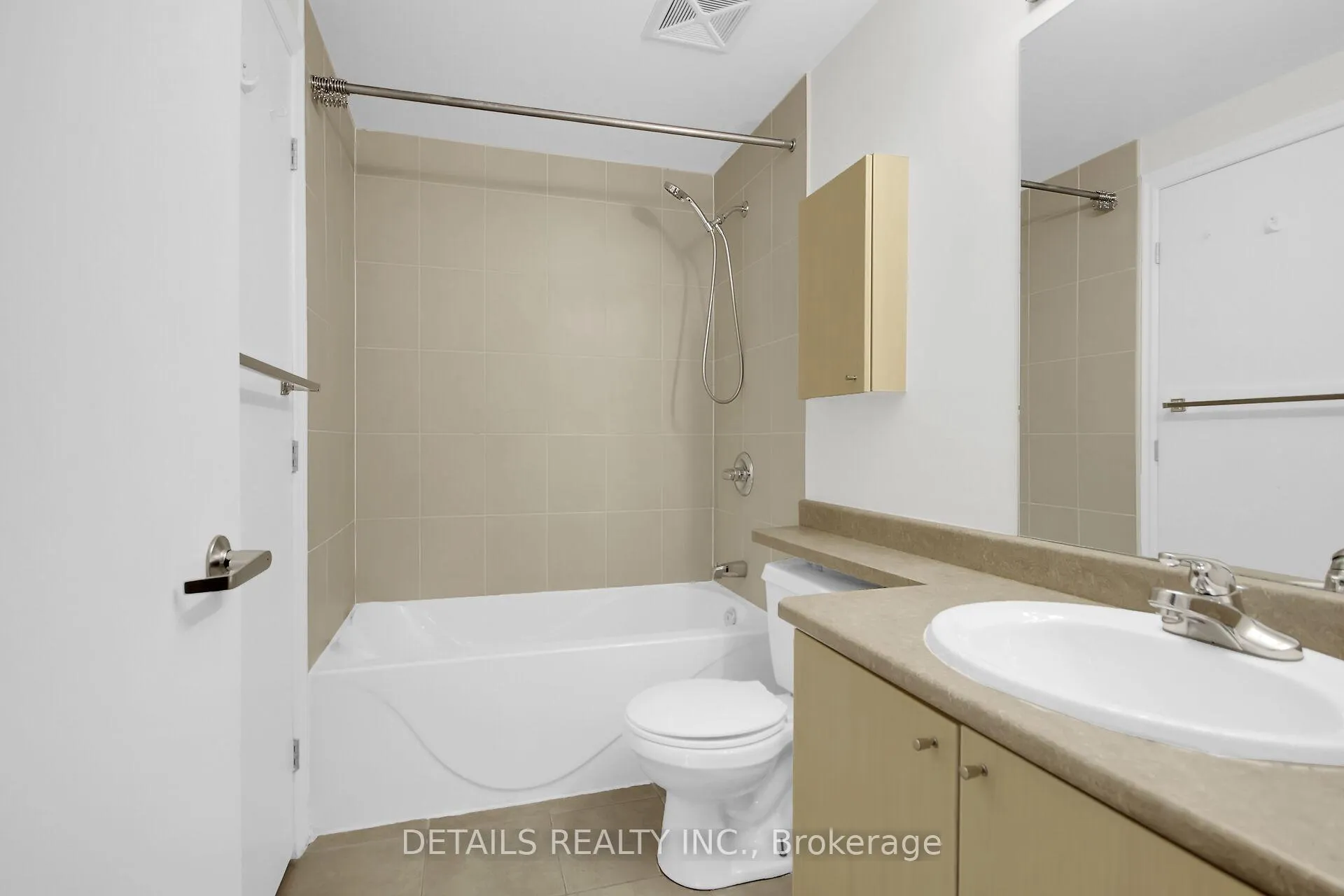 Photo 19 of Unit 1202, 200 Rideau Street, Ottawa, Sandy Hill — HOMEH