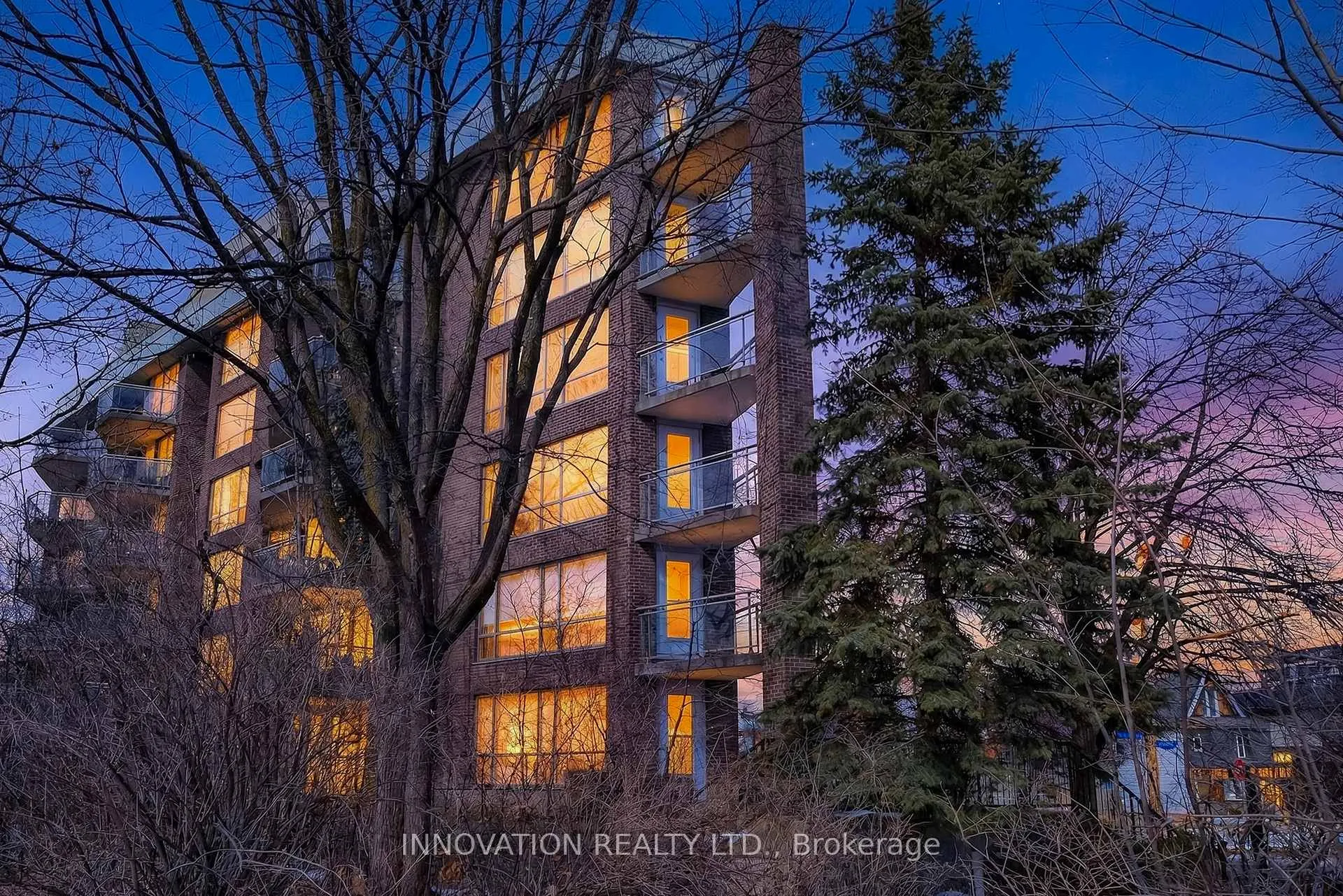 Photo 4 of Unit 204, 30 Charlevoix Street, Ottawa, Vanier — HOMEH