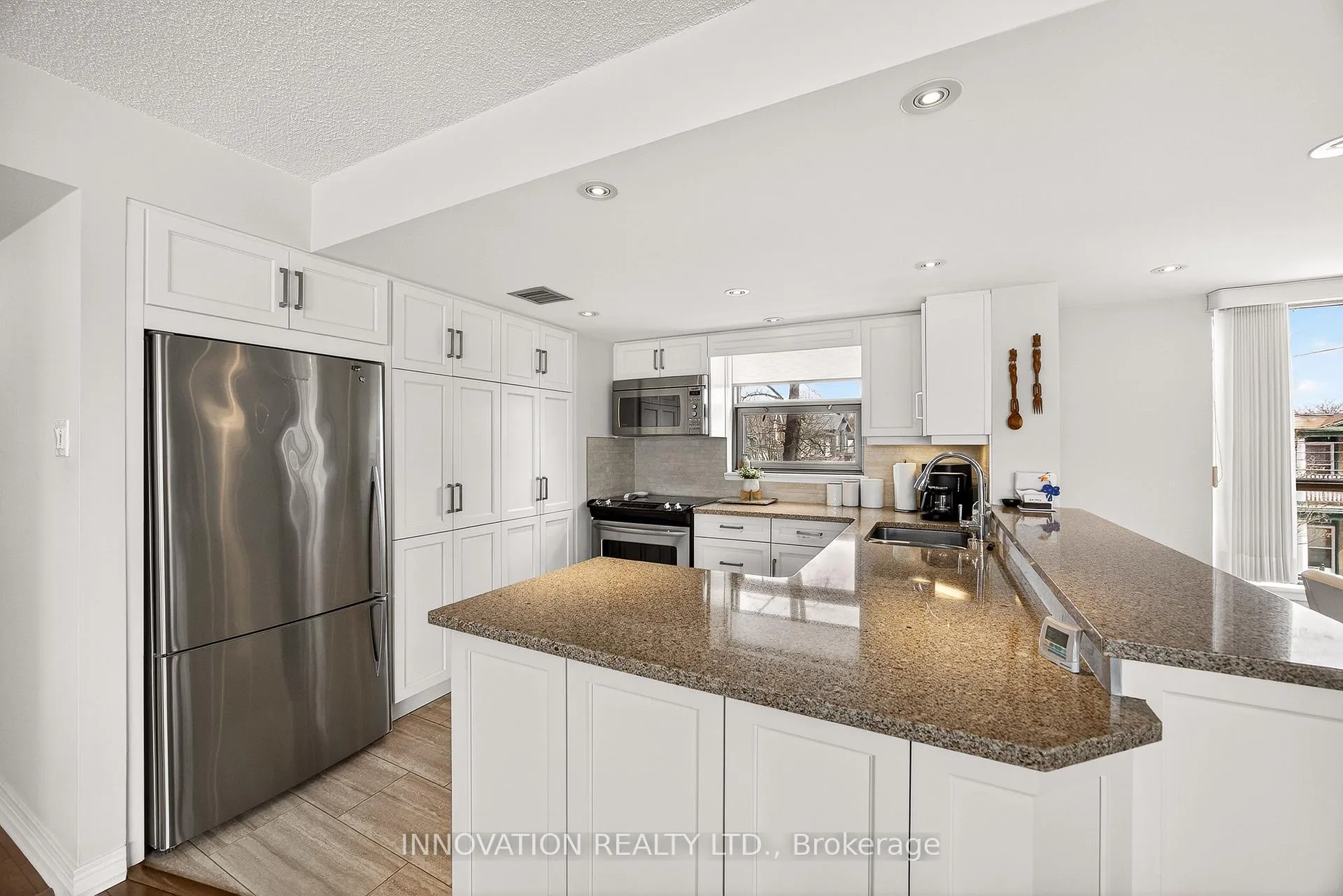 Photo 12 of Unit 204, 30 Charlevoix Street, Ottawa, Vanier — HOMEH