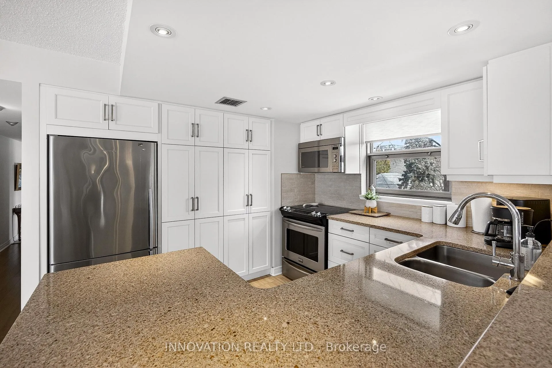 Photo 13 of Unit 204, 30 Charlevoix Street, Ottawa, Vanier — HOMEH