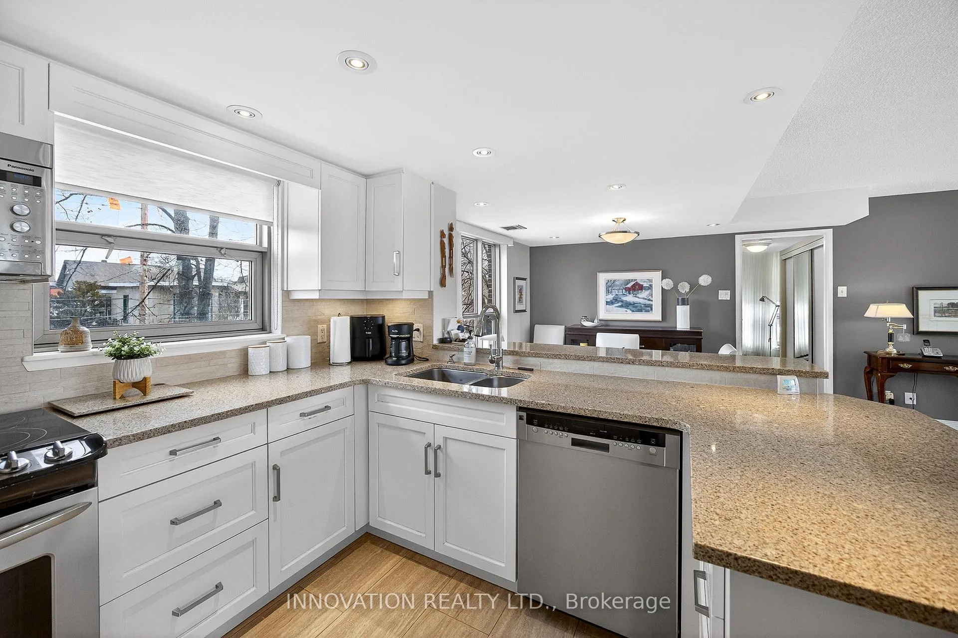 Photo 15 of Unit 204, 30 Charlevoix Street, Ottawa, Vanier — HOMEH