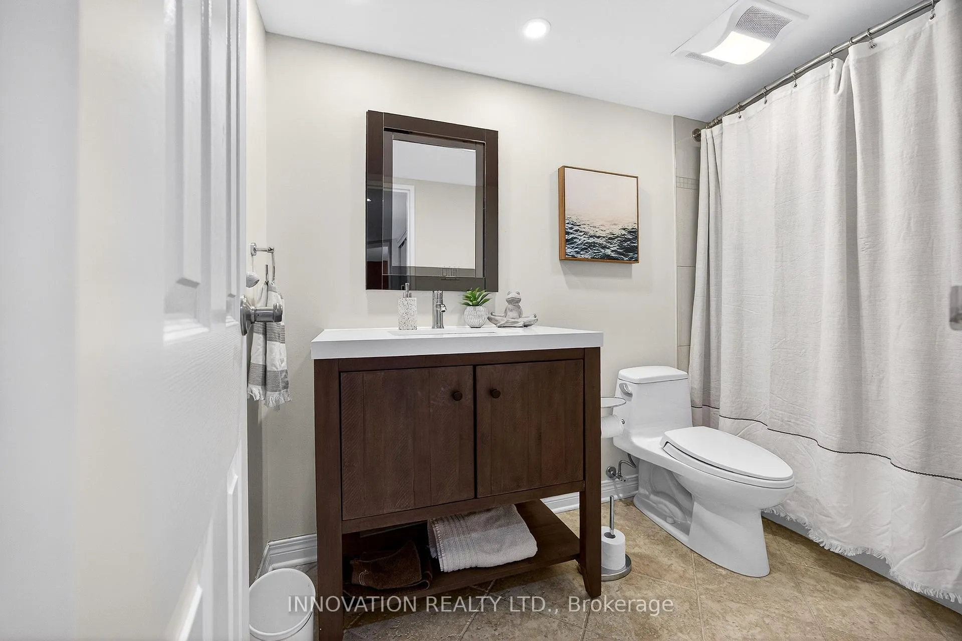 Photo 32 of Unit 204, 30 Charlevoix Street, Ottawa, Vanier — HOMEH
