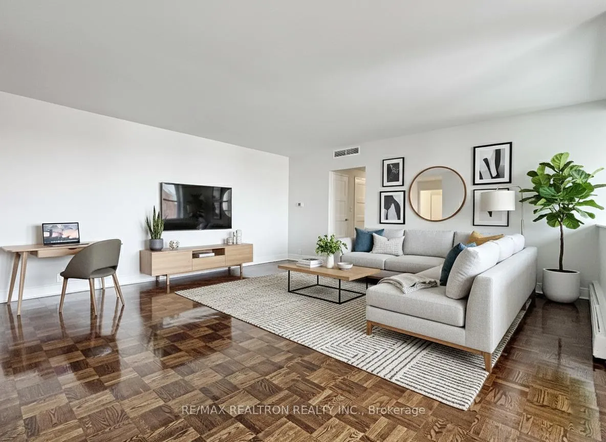 Front of Unit 1501, 9 Deer Park Crescent