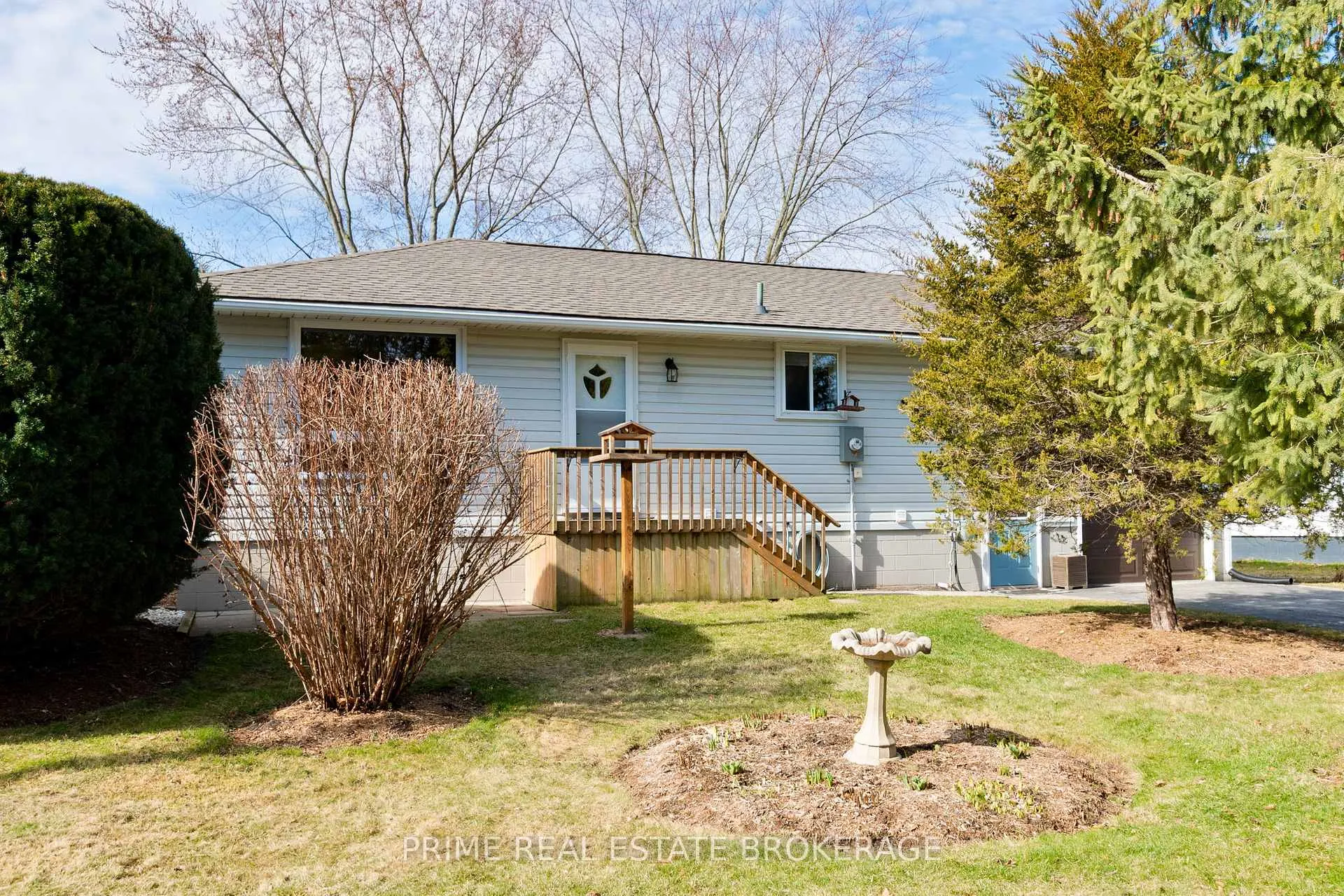 Photo 2 of 204 Evandale Street, West Elgin, West Lorne — HOMEH