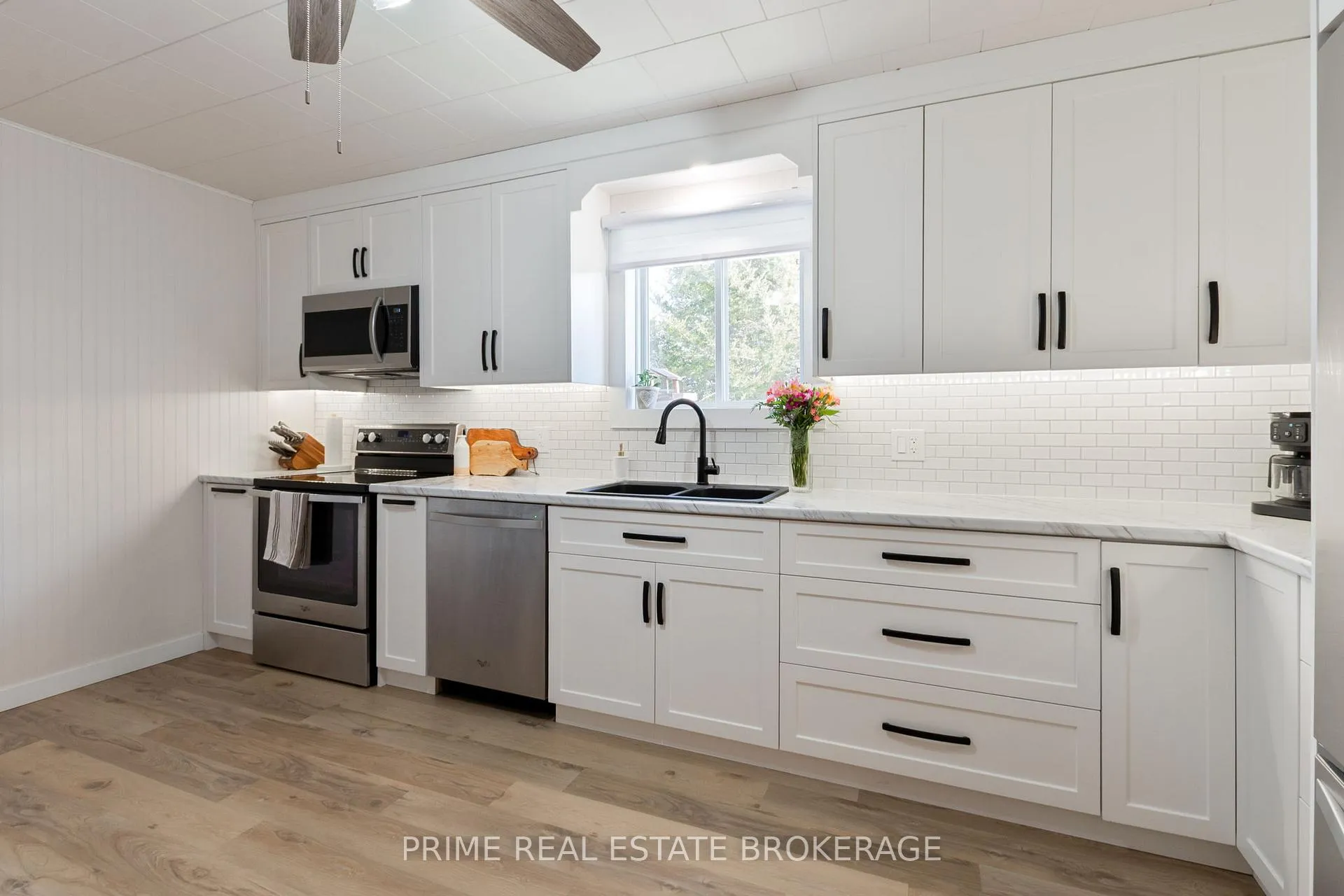 Photo 8 of 204 Evandale Street, West Elgin, West Lorne — HOMEH