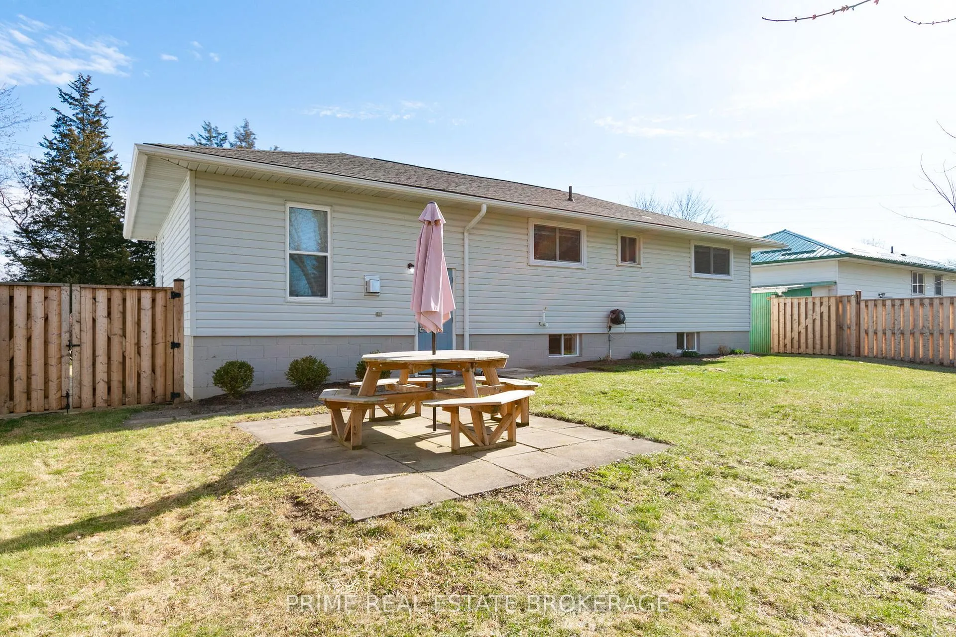 Photo 26 of 204 Evandale Street, West Elgin, West Lorne — HOMEH