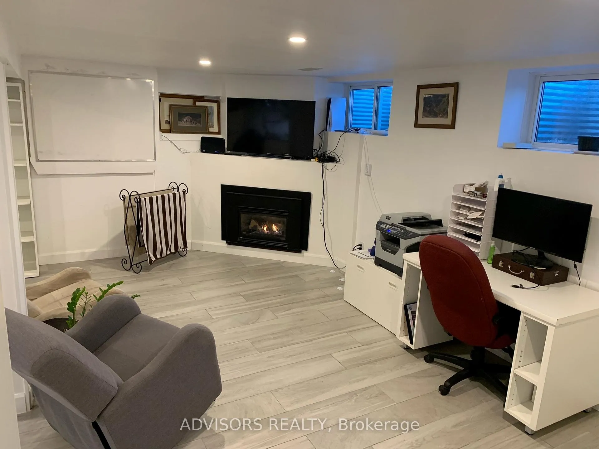 Photo 7 of 48 Briar Road, Barrie, Allandale Heights — HOMEH