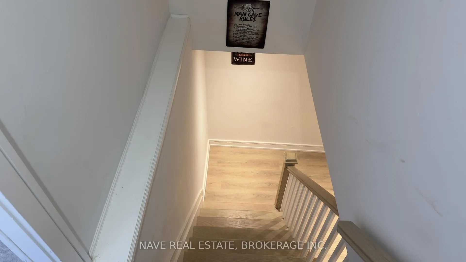 Photo 8 of Unit Basement, 125 Bay Thorn Drive, Markham, Royal Orchard — HOMEH