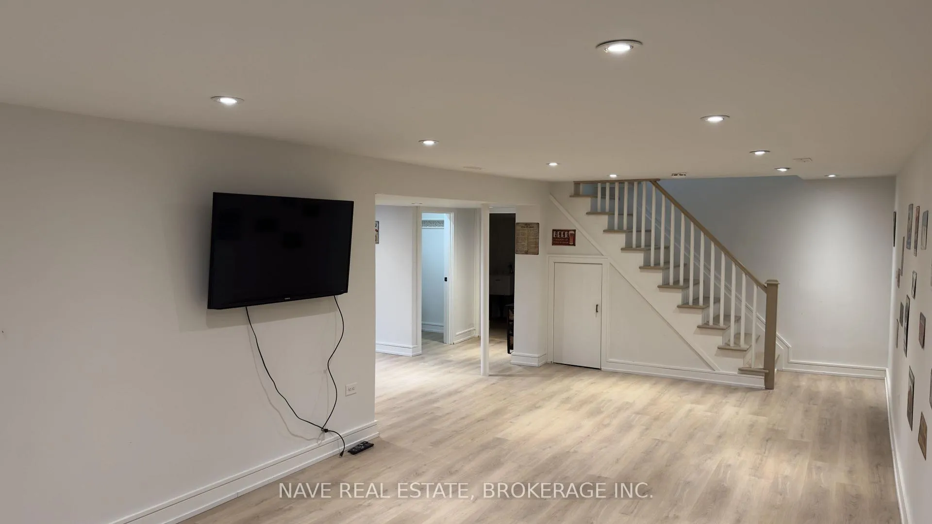 Photo 10 of Unit Basement, 125 Bay Thorn Drive, Markham, Royal Orchard — HOMEH