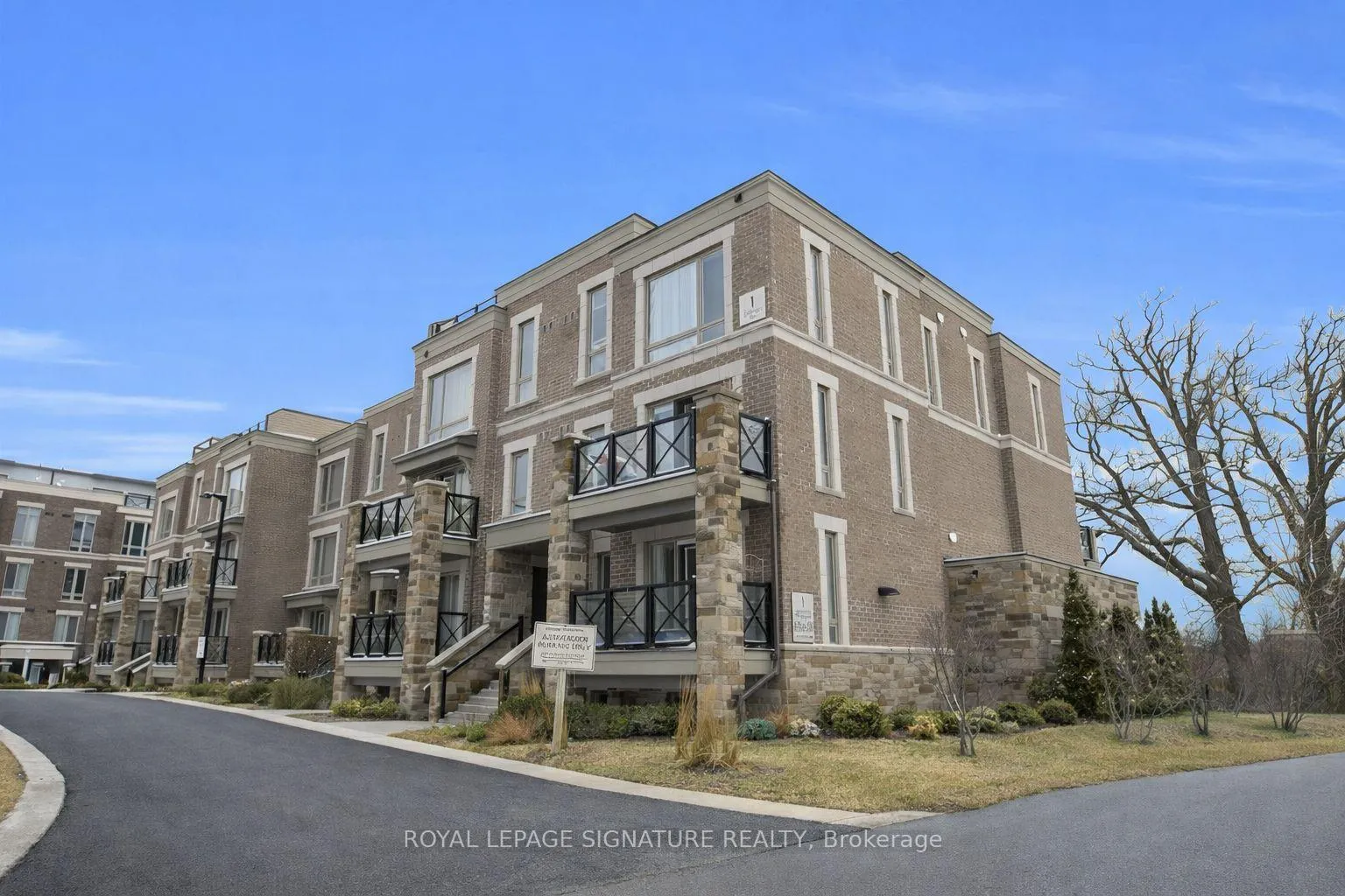 Front of Unit 2613, 1 Gable Hurst Way