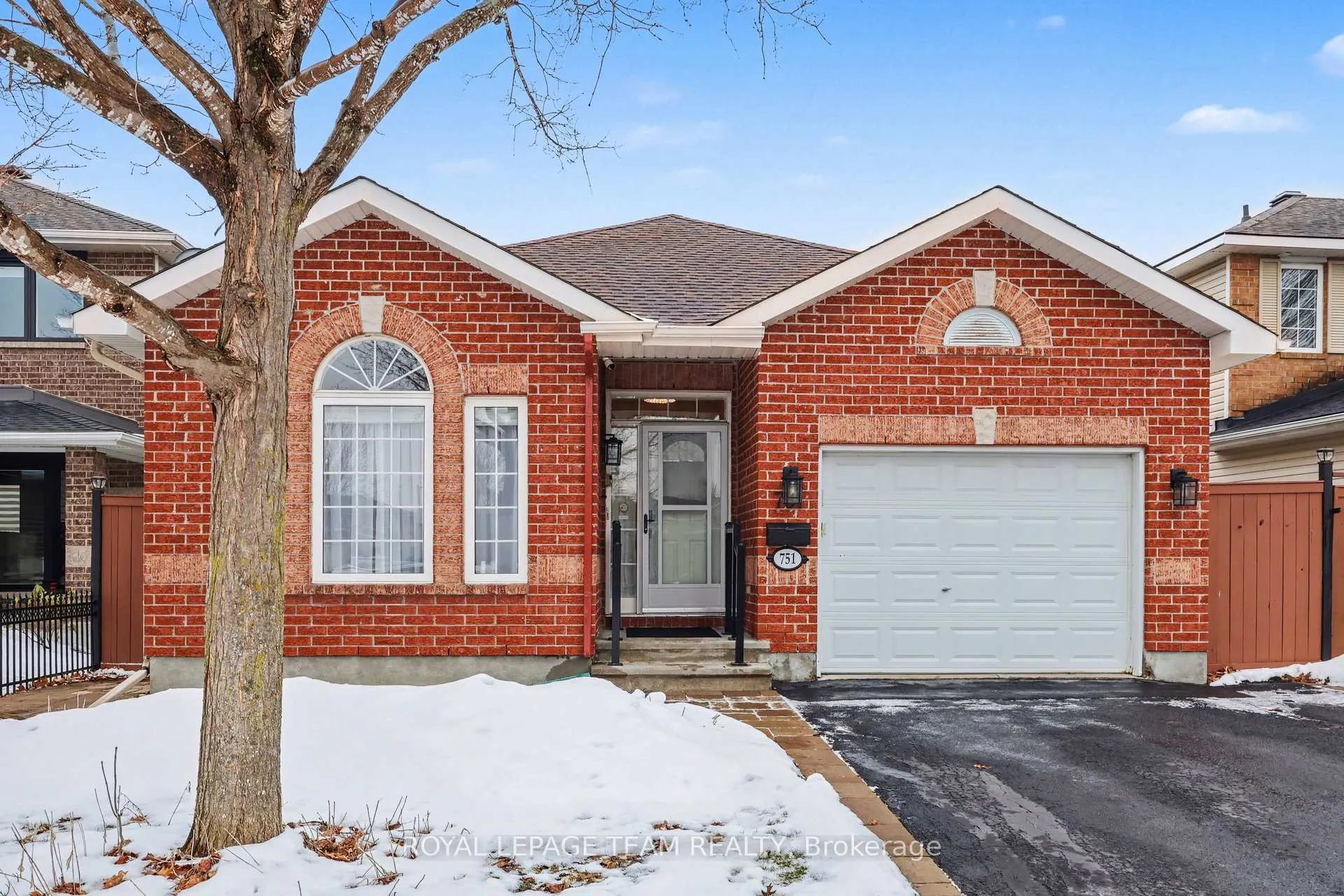 Photo 2 of 751 Vermillion Drive, Ottawa, Riverside South/Gloucester Glen — HOMEH