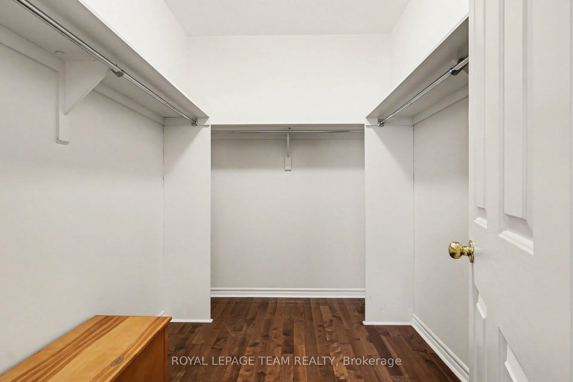 Photo 20 of 751 Vermillion Drive, Ottawa, Riverside South/Gloucester Glen — HOMEH