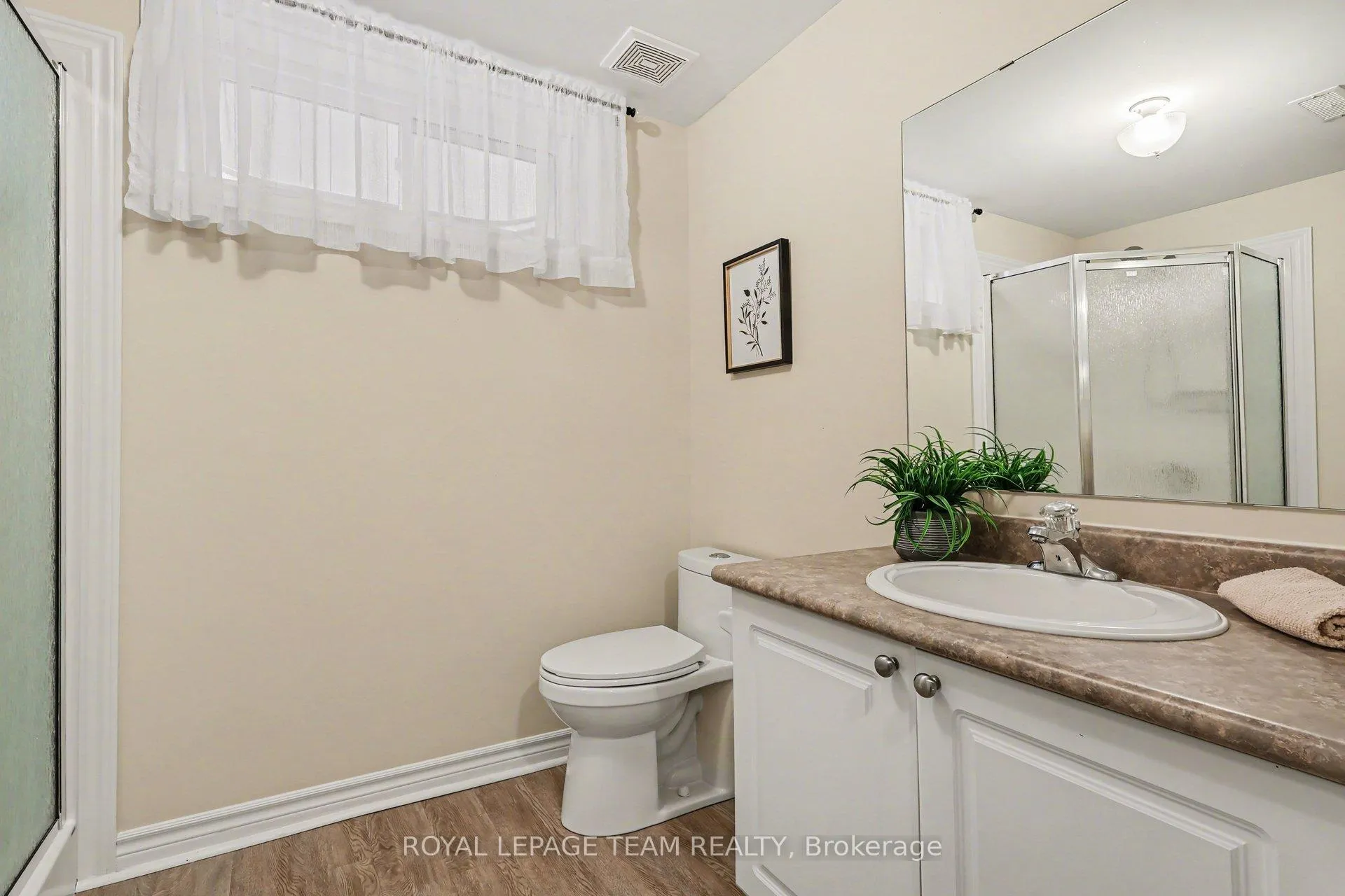 Photo 28 of 751 Vermillion Drive, Ottawa, Riverside South/Gloucester Glen — HOMEH