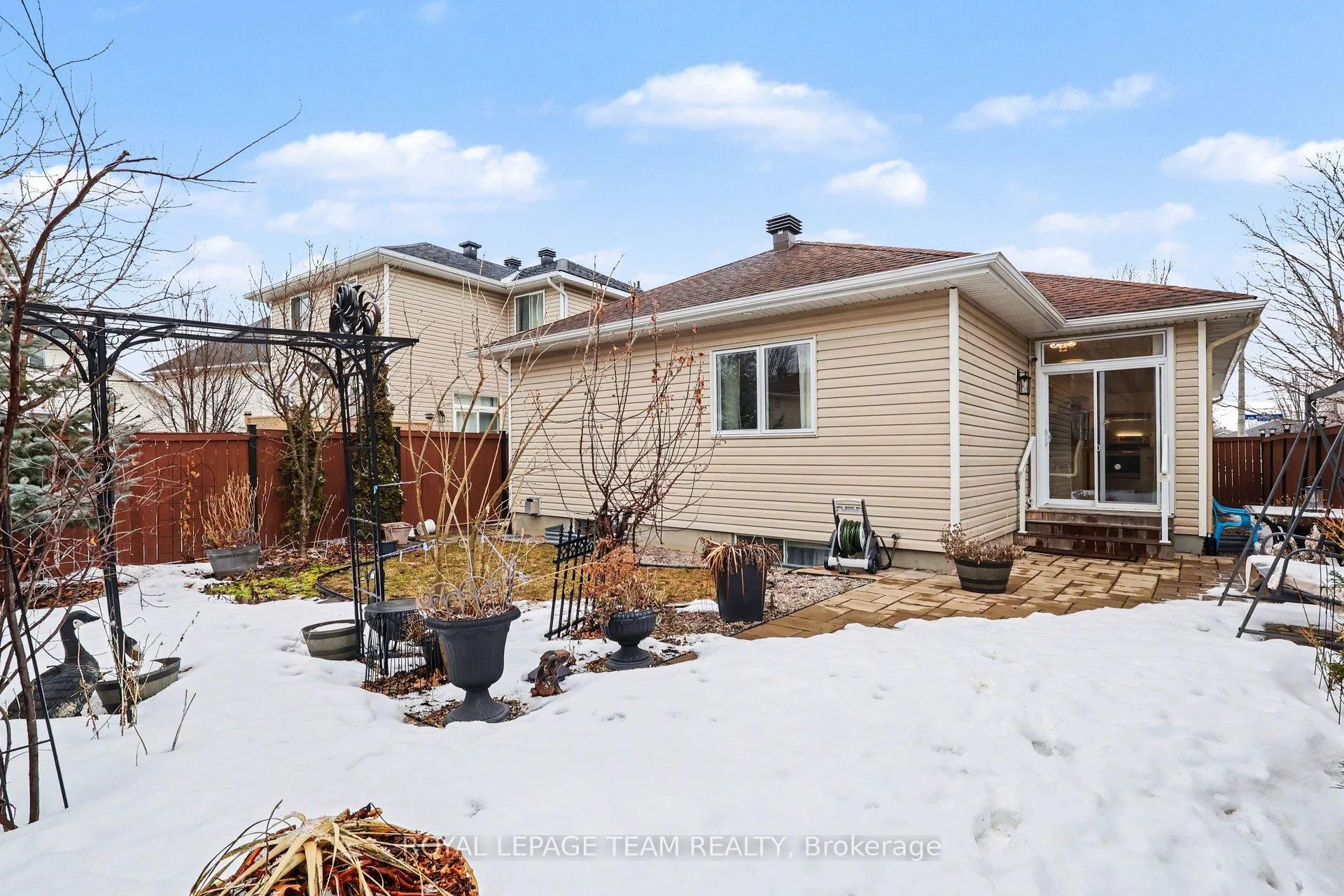Photo 31 of 751 Vermillion Drive, Ottawa, Riverside South/Gloucester Glen — HOMEH