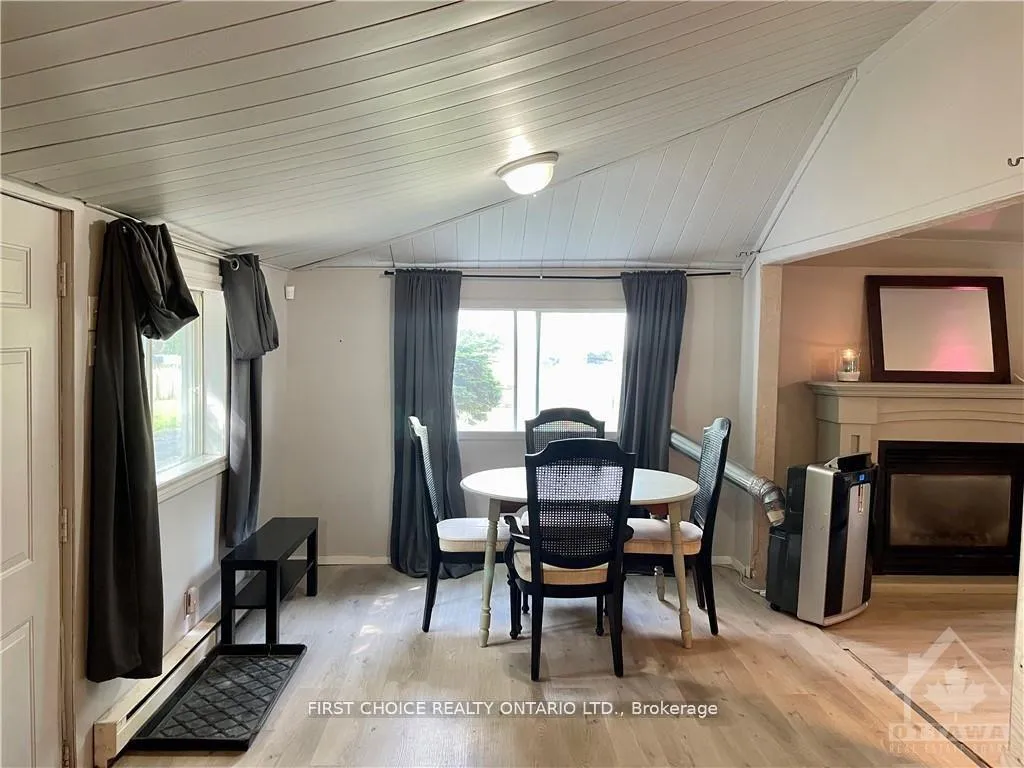 Photo 2 of 397 Bayview Drive, Ottawa, Constance Bay — HOMEH
