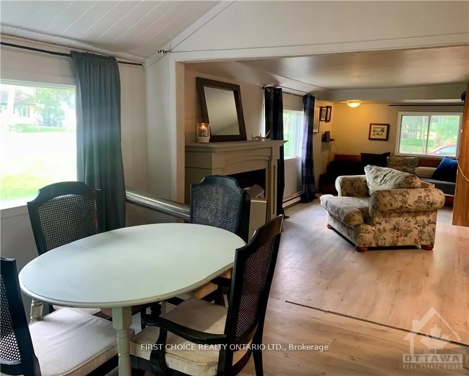 Photo 3 of 397 Bayview Drive, Ottawa, Constance Bay — HOMEH