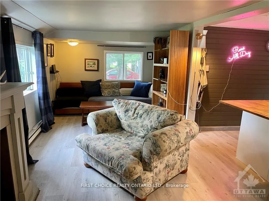 Photo 4 of 397 Bayview Drive, Ottawa, Constance Bay — HOMEH