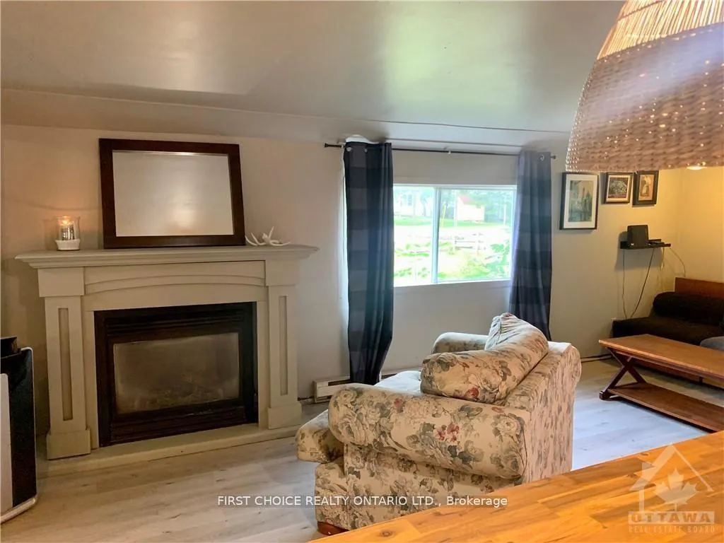 Photo 5 of 397 Bayview Drive, Ottawa, Constance Bay — HOMEH