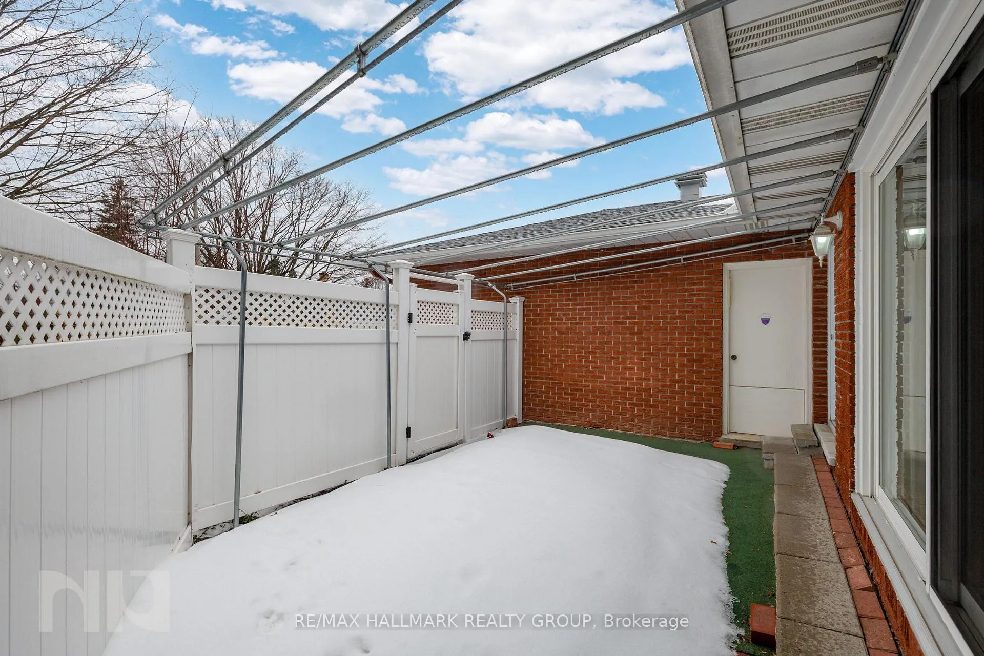 Photo 49 of 2014 Delmar Drive, Ottawa, Playfair Park — HOMEH