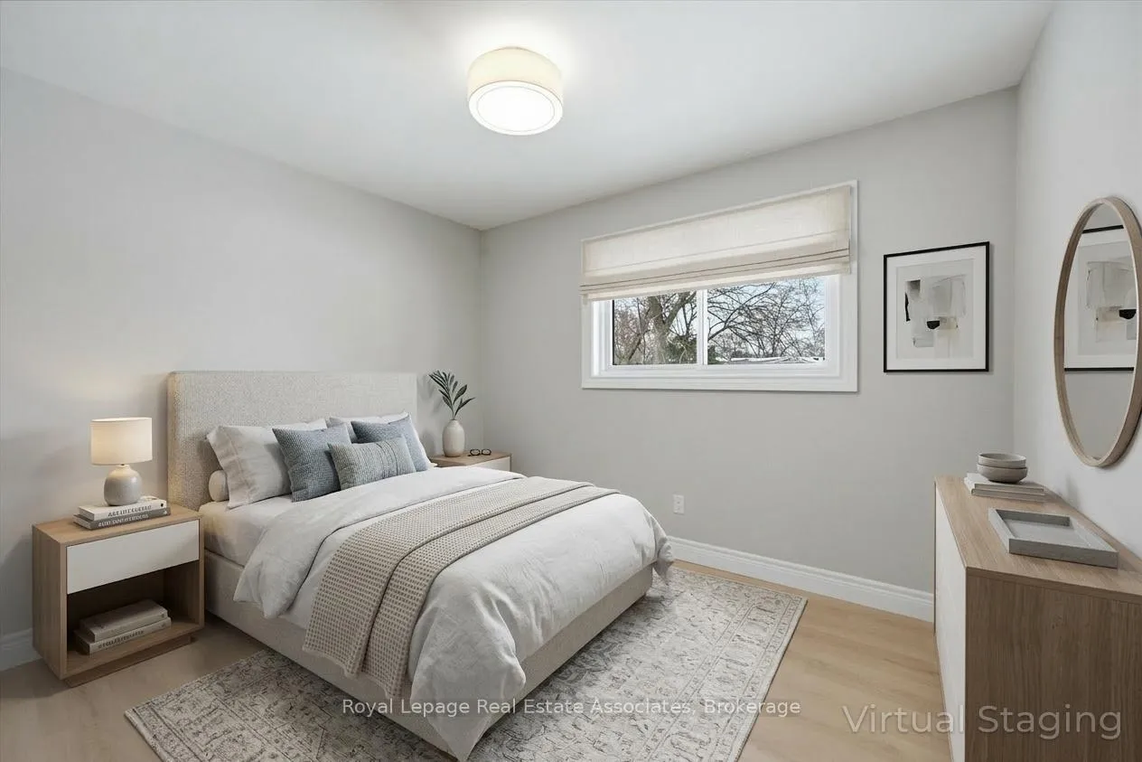 Photo 14 of 26 Geneva Drive, Hamilton, Buchanan — HOMEH
