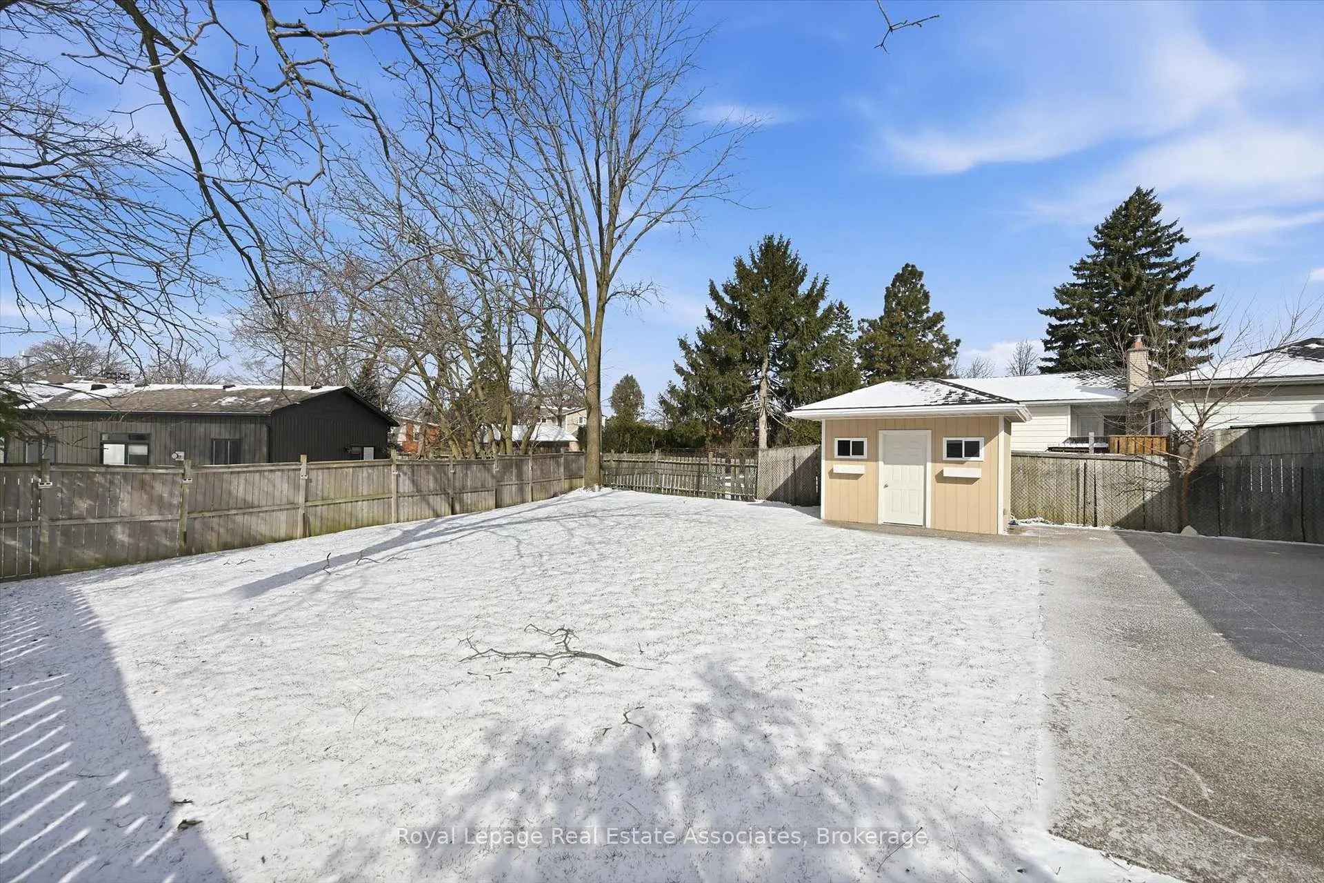 Photo 43 of 26 Geneva Drive, Hamilton, Buchanan — HOMEH