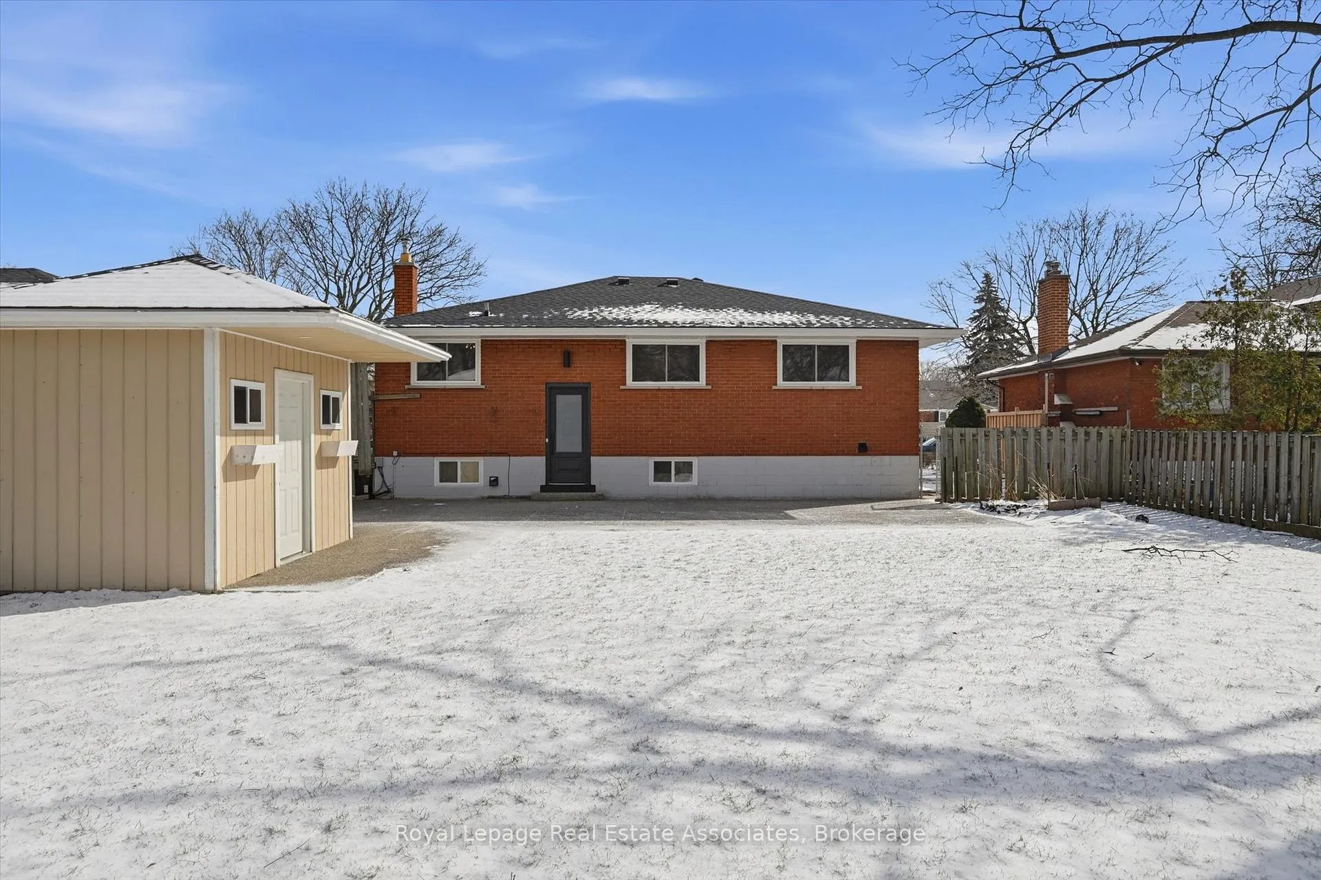 Photo 45 of 26 Geneva Drive, Hamilton, Buchanan — HOMEH