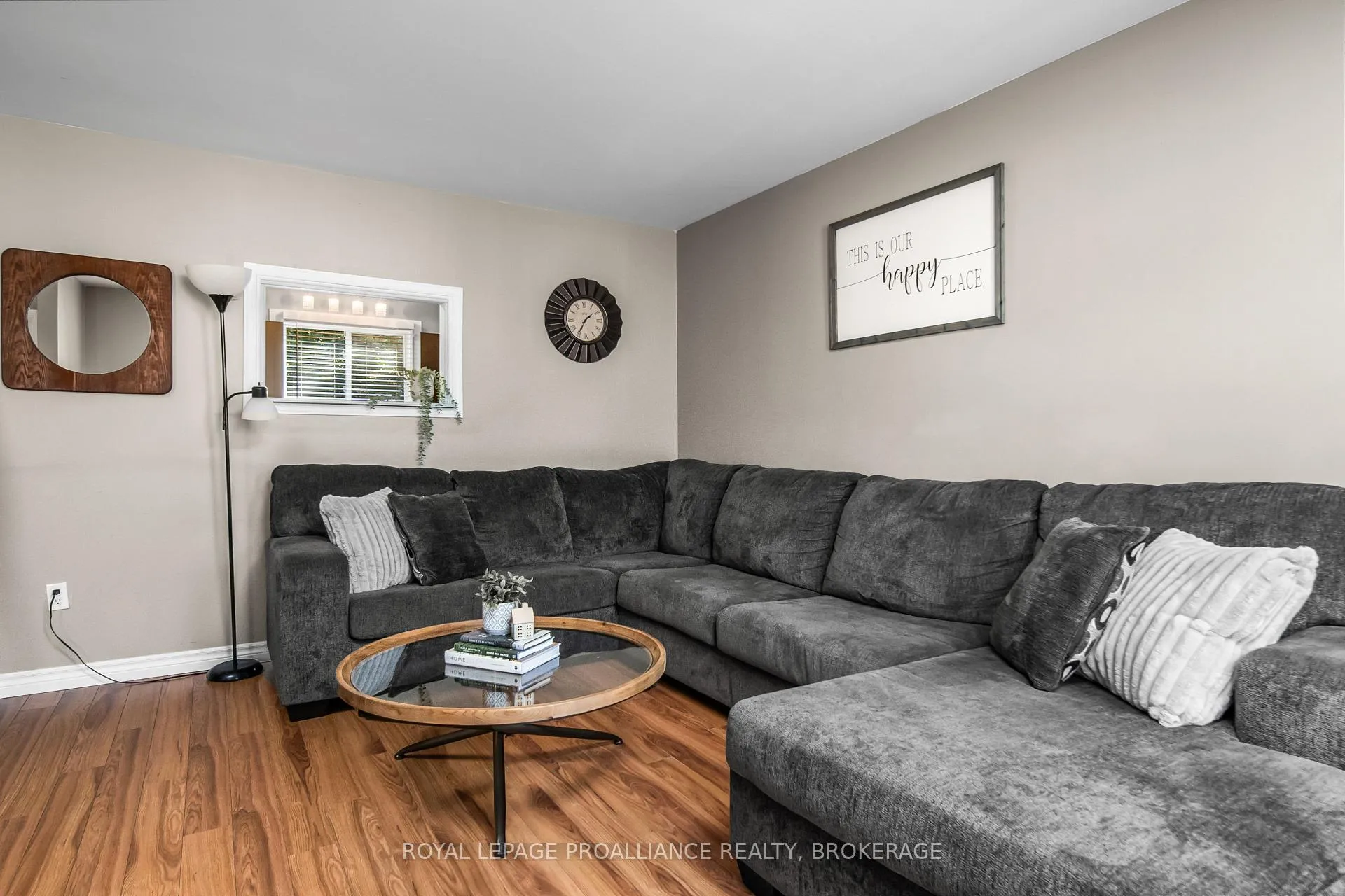 Photo 10 of 16 Rosemund Crescent, Kingston, West of Sir John A. Blvd — HOMEH