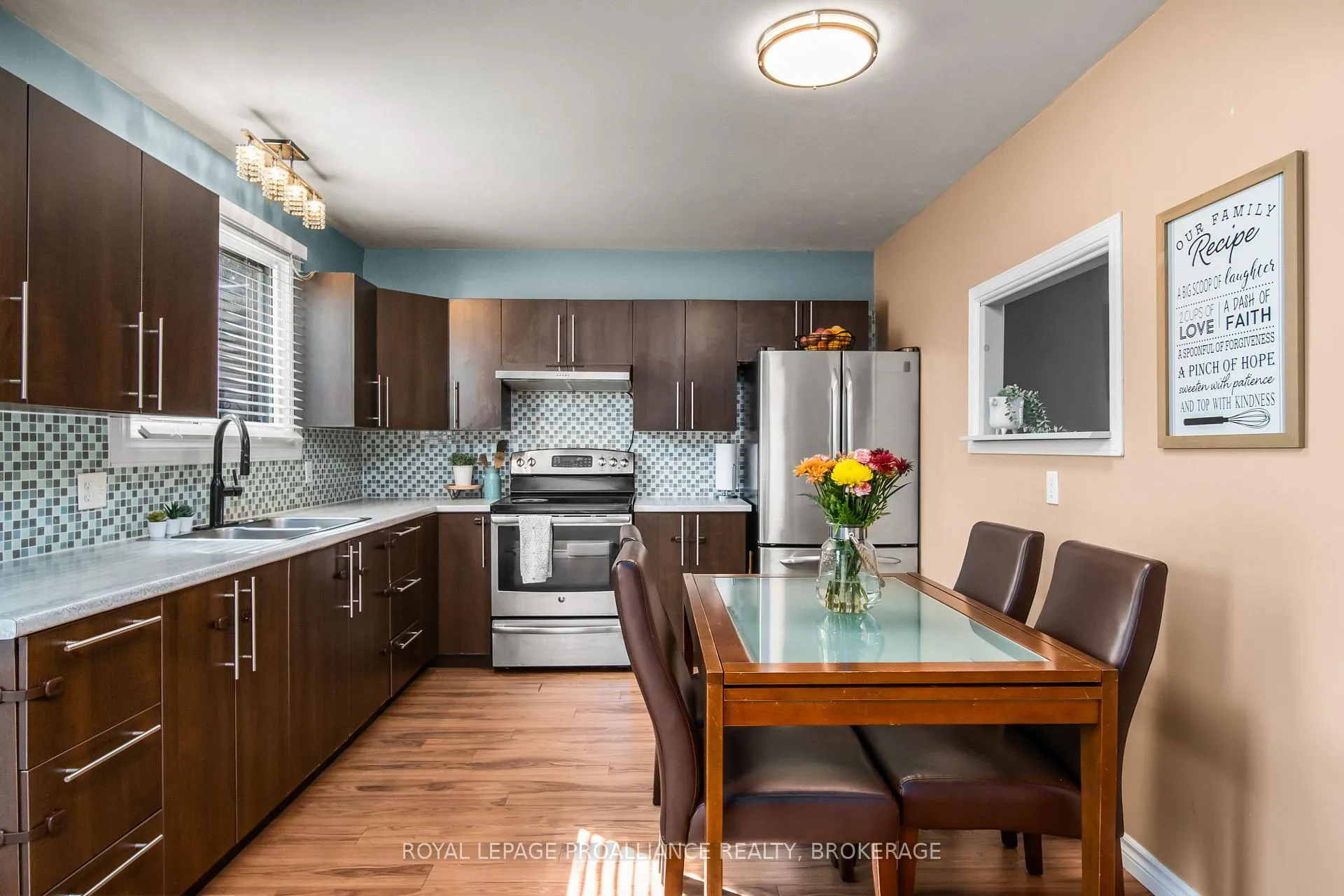 Photo 11 of 16 Rosemund Crescent, Kingston, West of Sir John A. Blvd — HOMEH