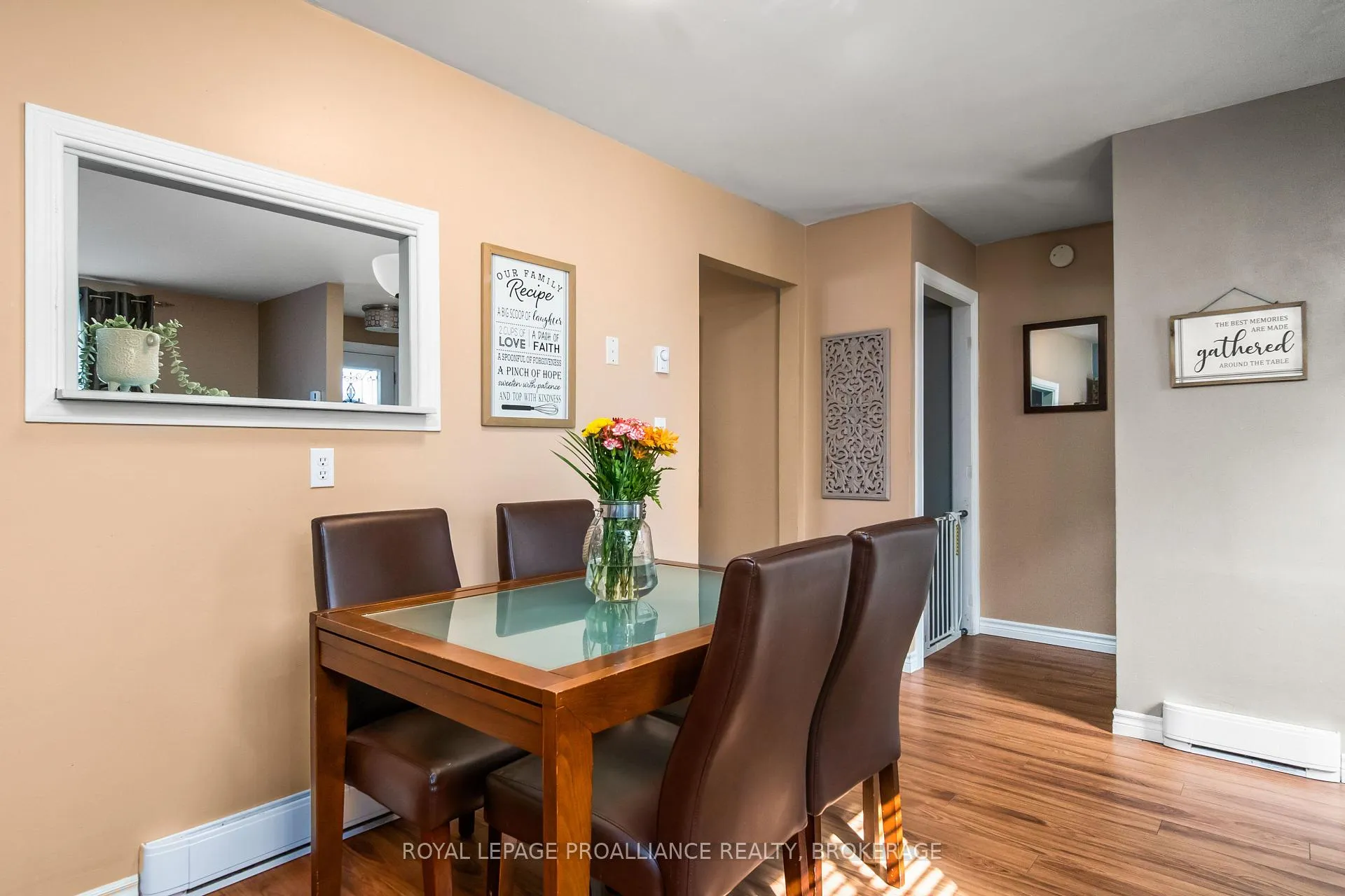 Photo 13 of 16 Rosemund Crescent, Kingston, West of Sir John A. Blvd — HOMEH