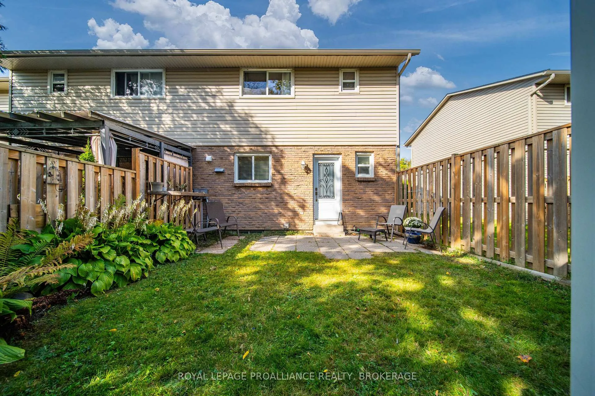 Photo 32 of 16 Rosemund Crescent, Kingston, West of Sir John A. Blvd — HOMEH