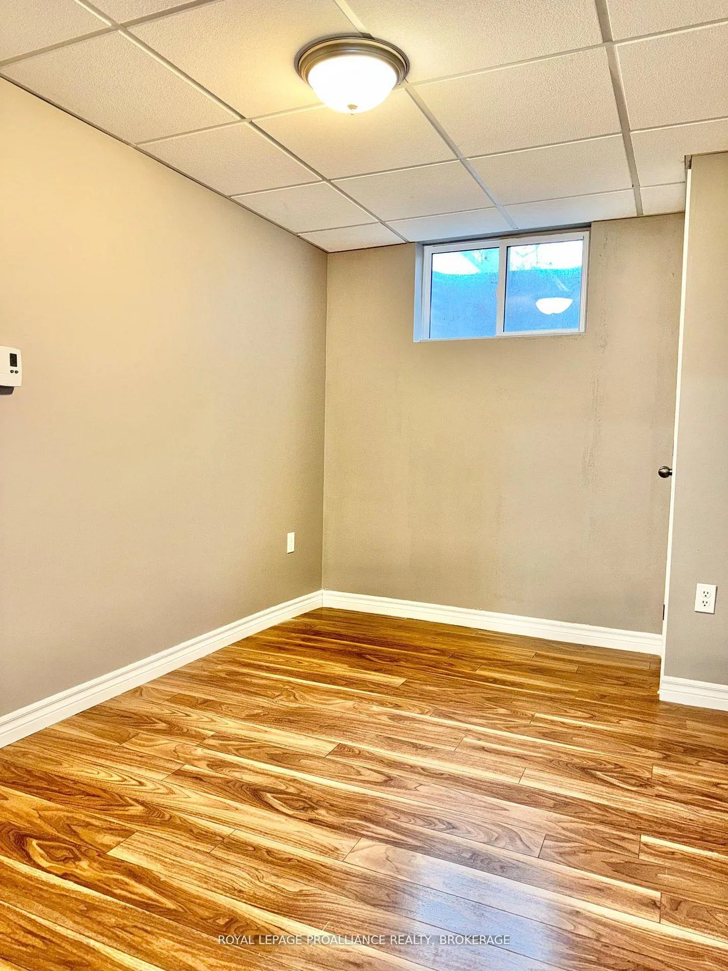 Photo 35 of 16 Rosemund Crescent, Kingston, West of Sir John A. Blvd — HOMEH