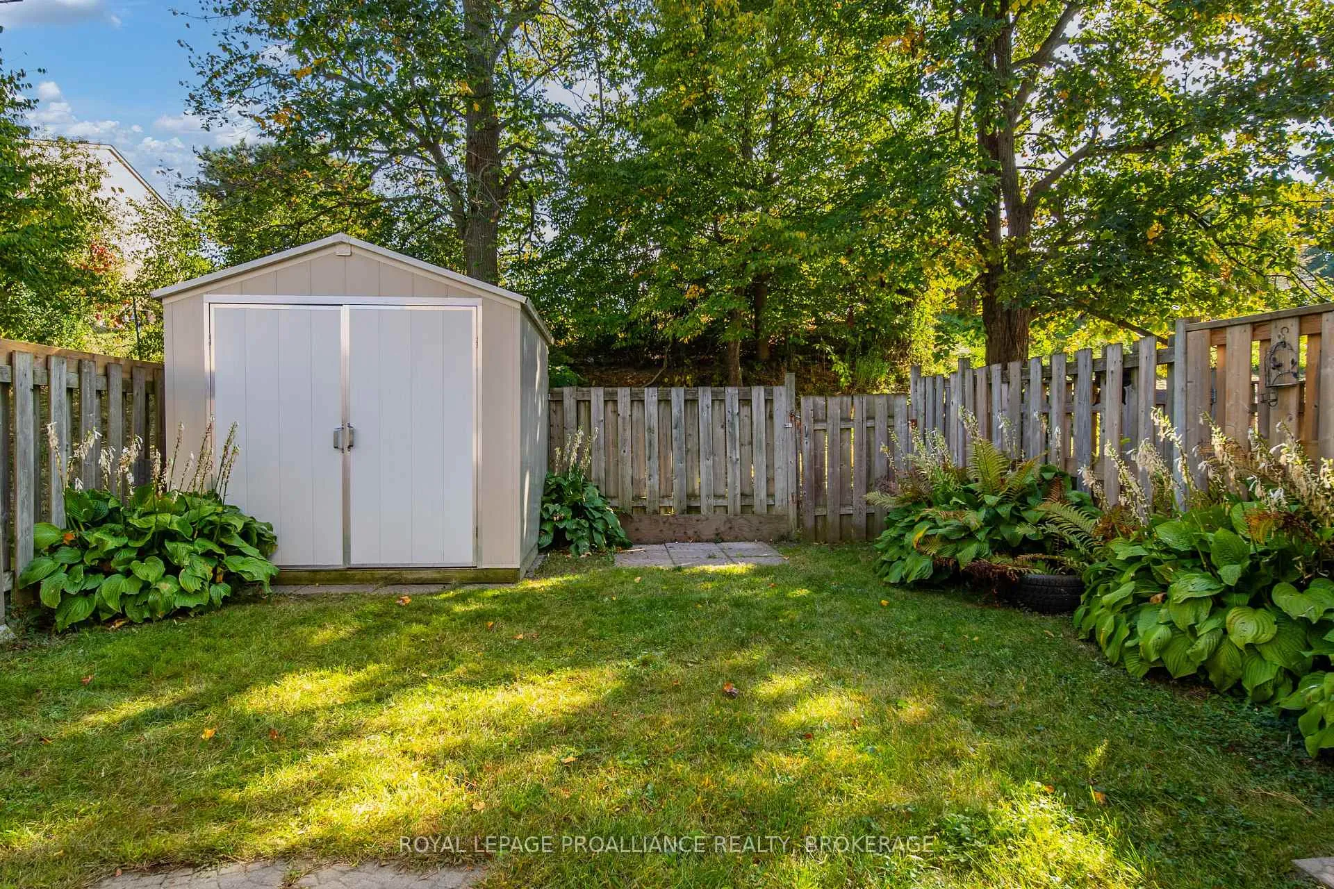 Photo 38 of 16 Rosemund Crescent, Kingston, West of Sir John A. Blvd — HOMEH