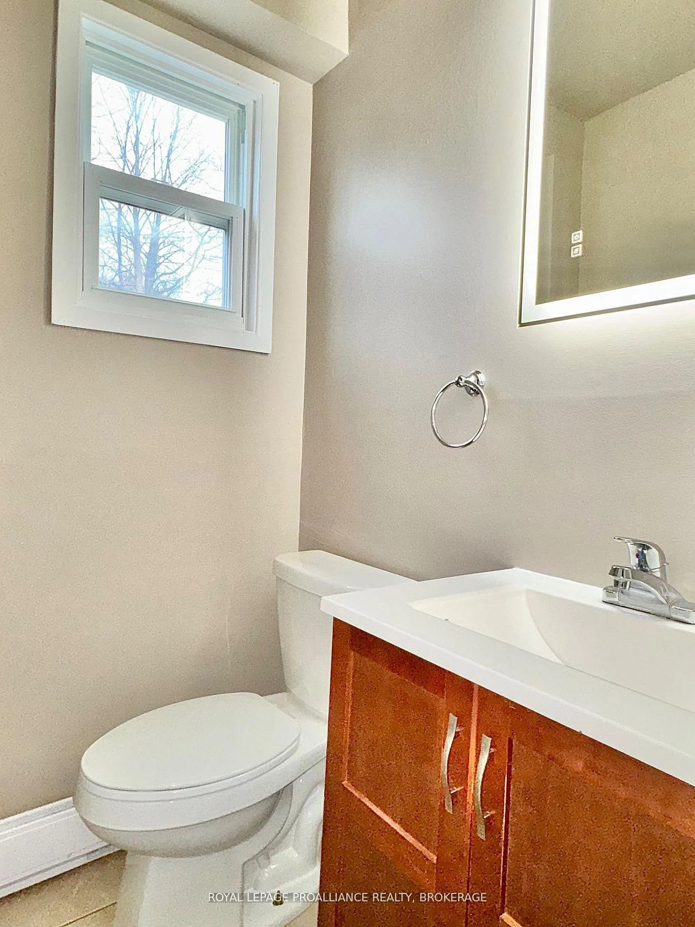 Photo 39 of 16 Rosemund Crescent, Kingston, West of Sir John A. Blvd — HOMEH