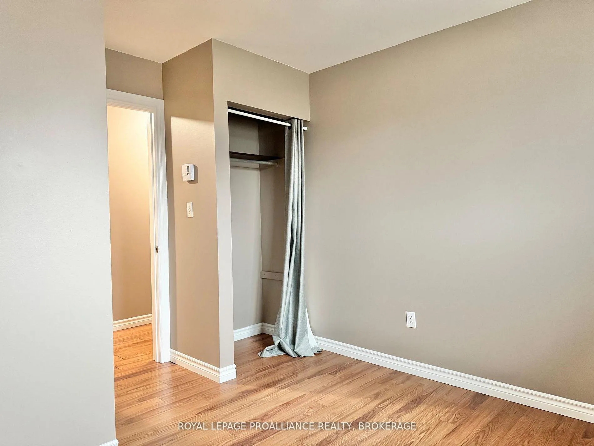 Photo 47 of 16 Rosemund Crescent, Kingston, West of Sir John A. Blvd — HOMEH