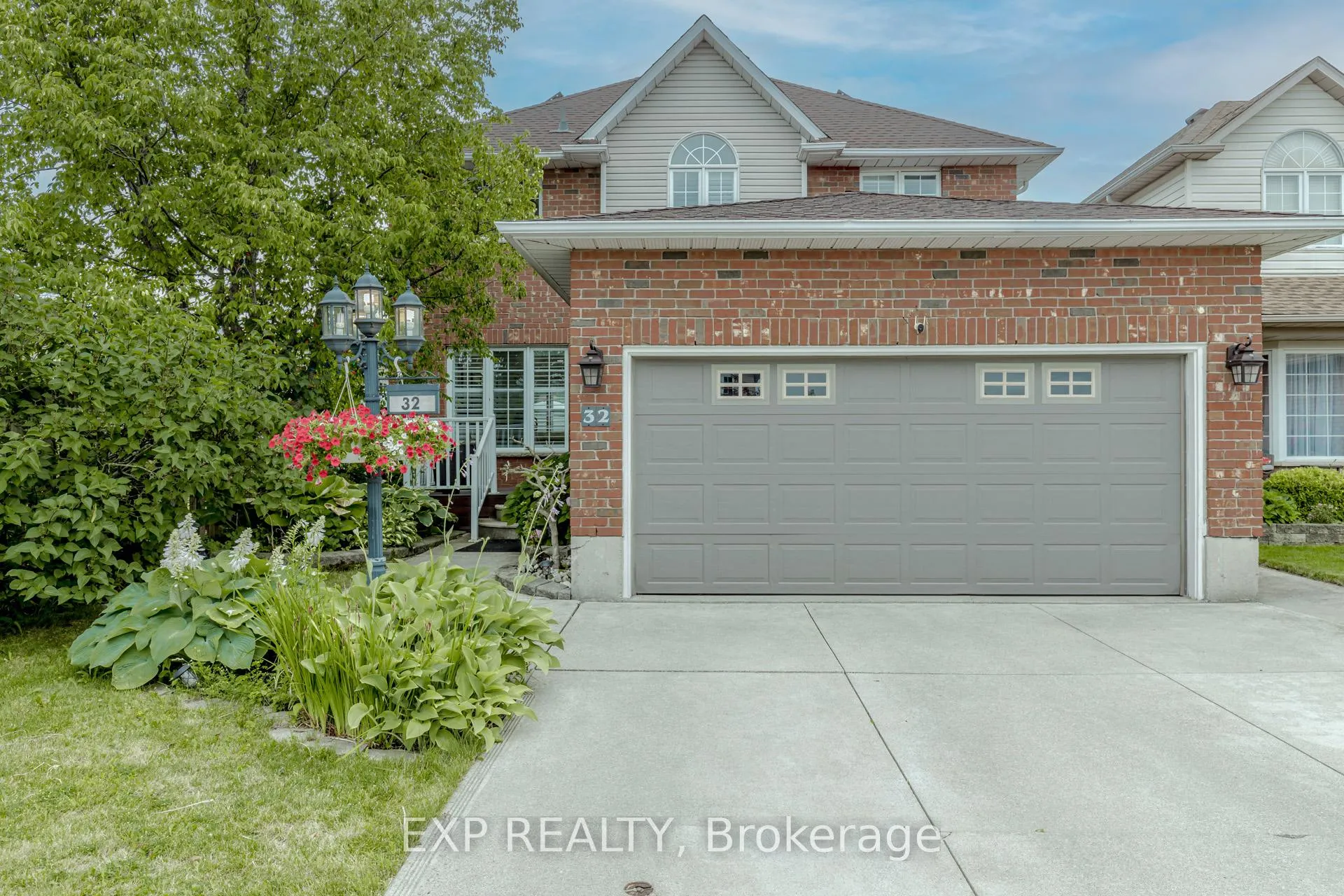 Photo 3 of 32 Vineberg Drive, Hamilton, Chappel — HOMEH