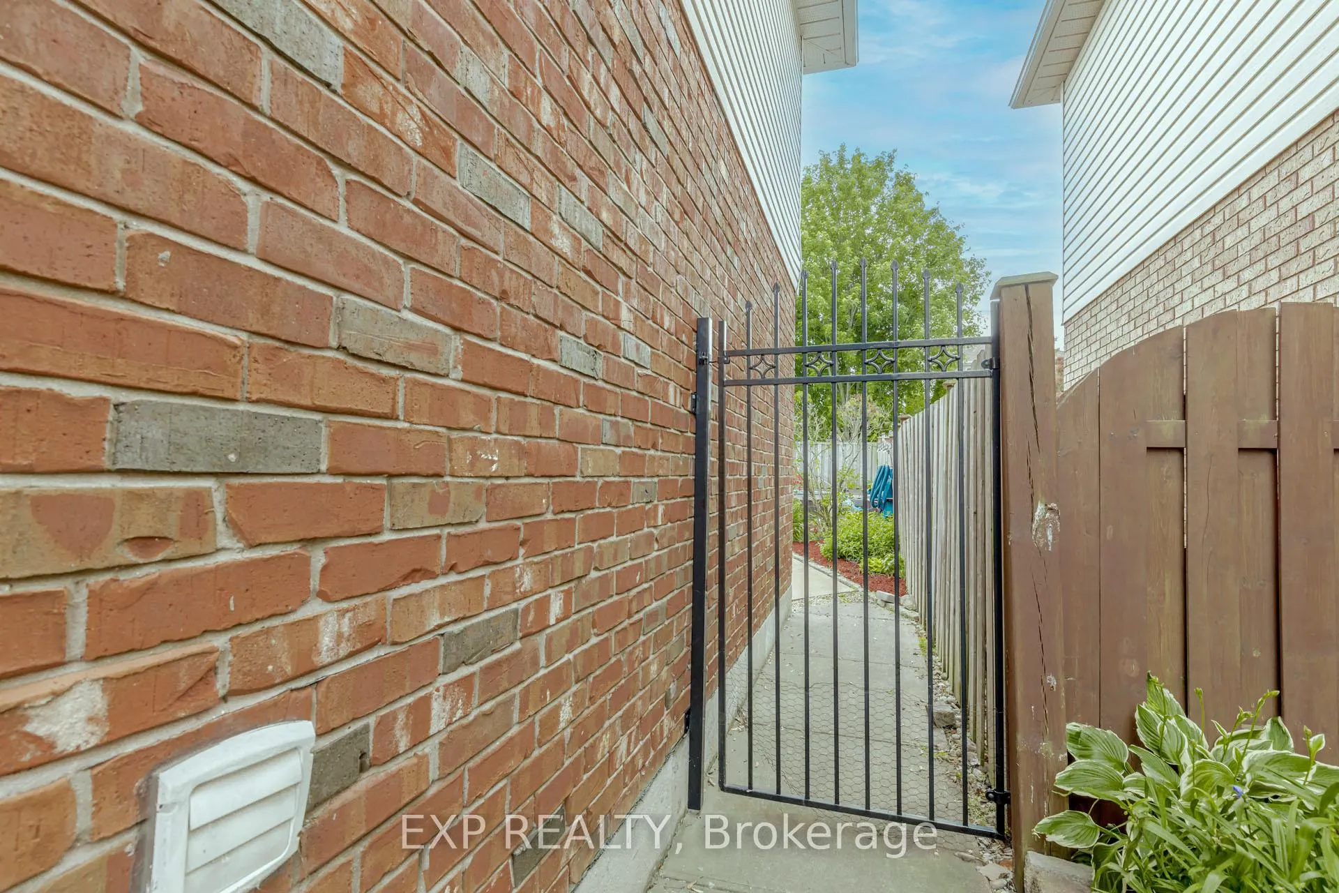 Photo 39 of 32 Vineberg Drive, Hamilton, Chappel — HOMEH