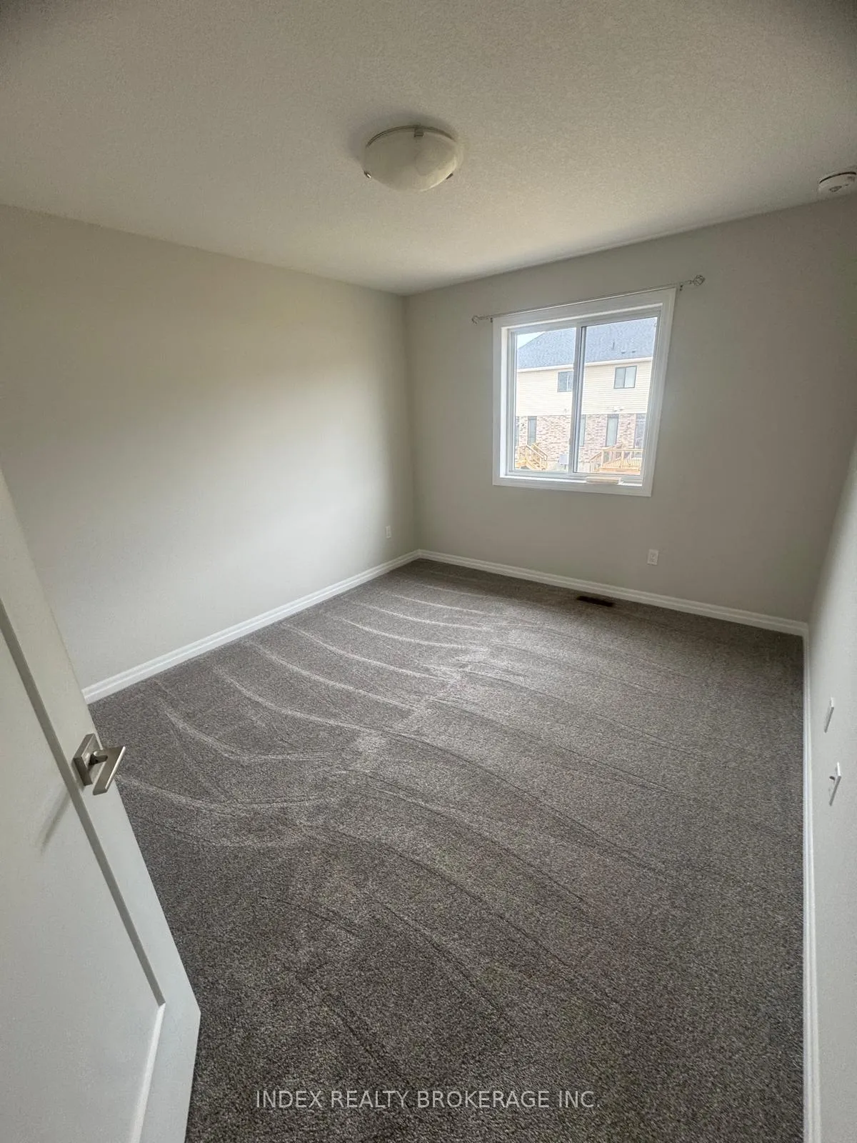 Photo 5 of 30 Keba Crescent, Tillsonburg — HOMEH