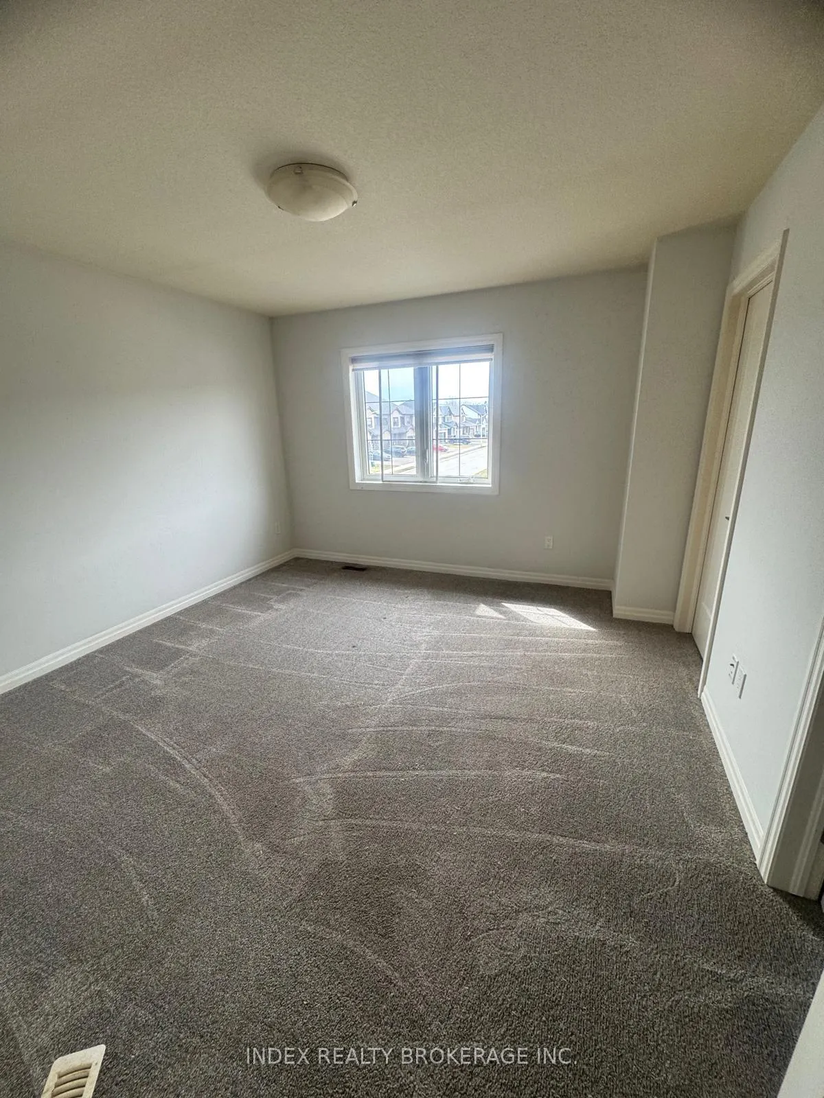 Photo 9 of 30 Keba Crescent, Tillsonburg — HOMEH