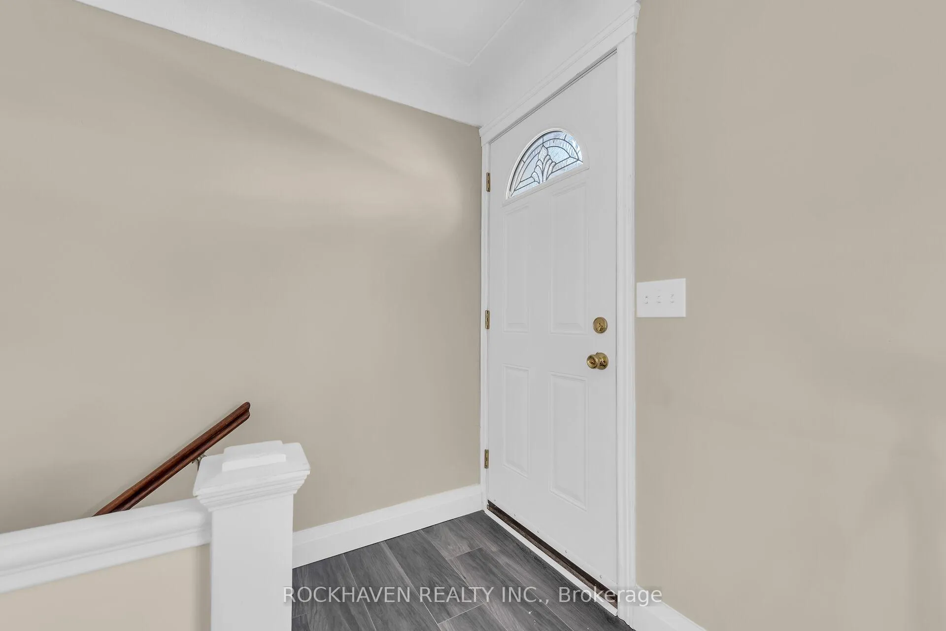 Photo 12 of 36 Macklin Street N, Hamilton, Westdale — HOMEH