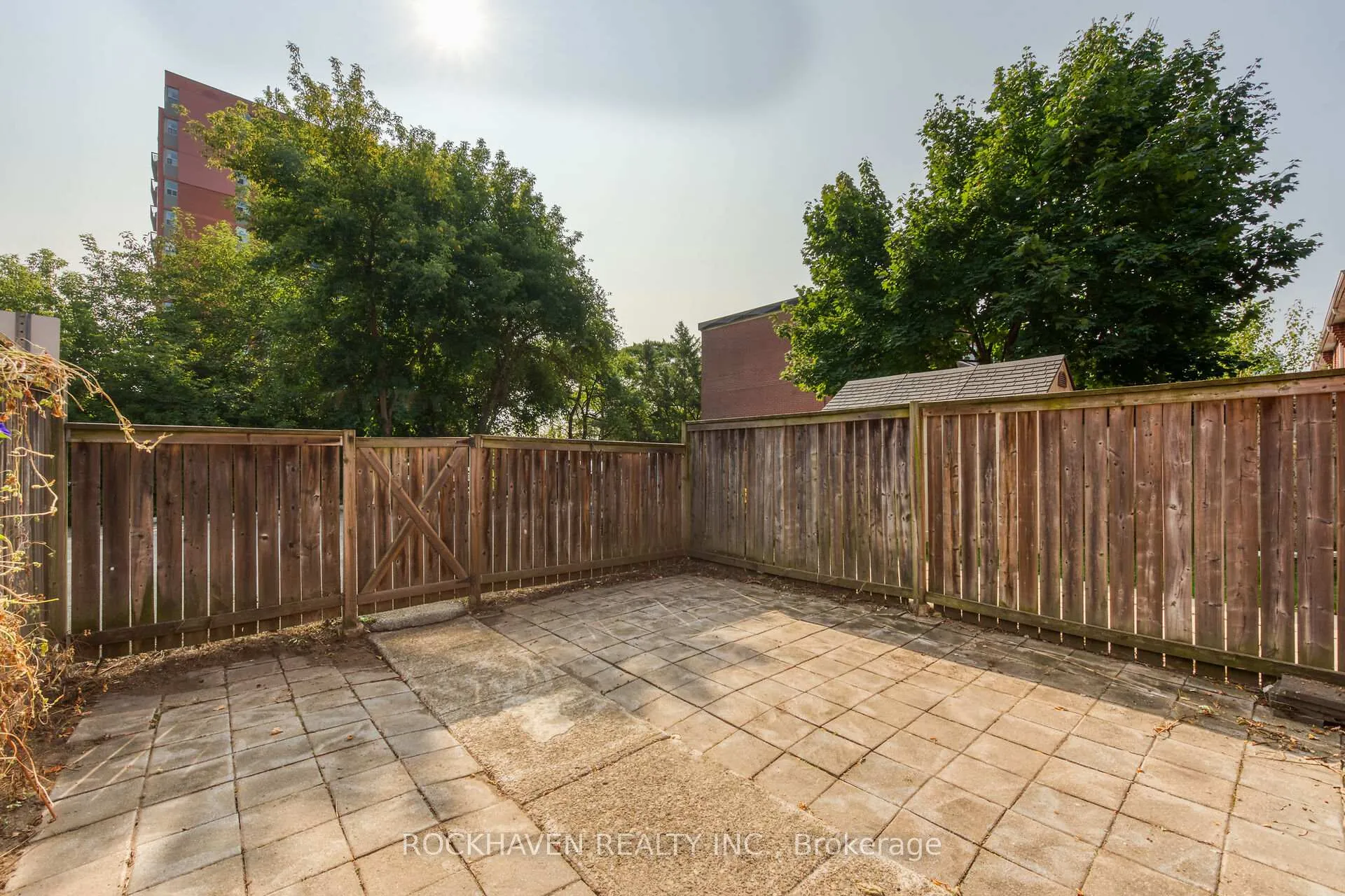 Photo 19 of 36 Macklin Street N, Hamilton, Westdale — HOMEH