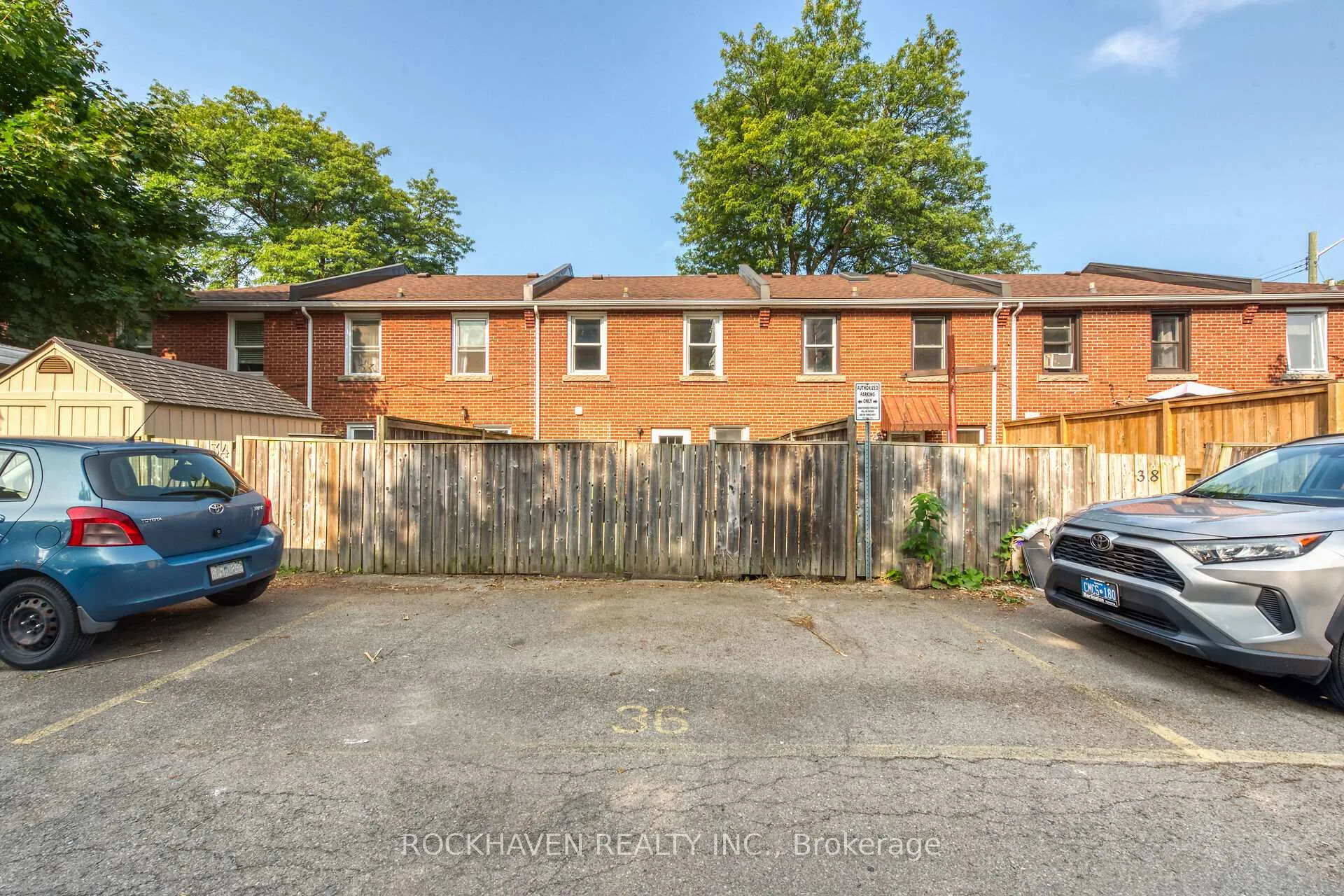 Photo 22 of 36 Macklin Street N, Hamilton, Westdale — HOMEH