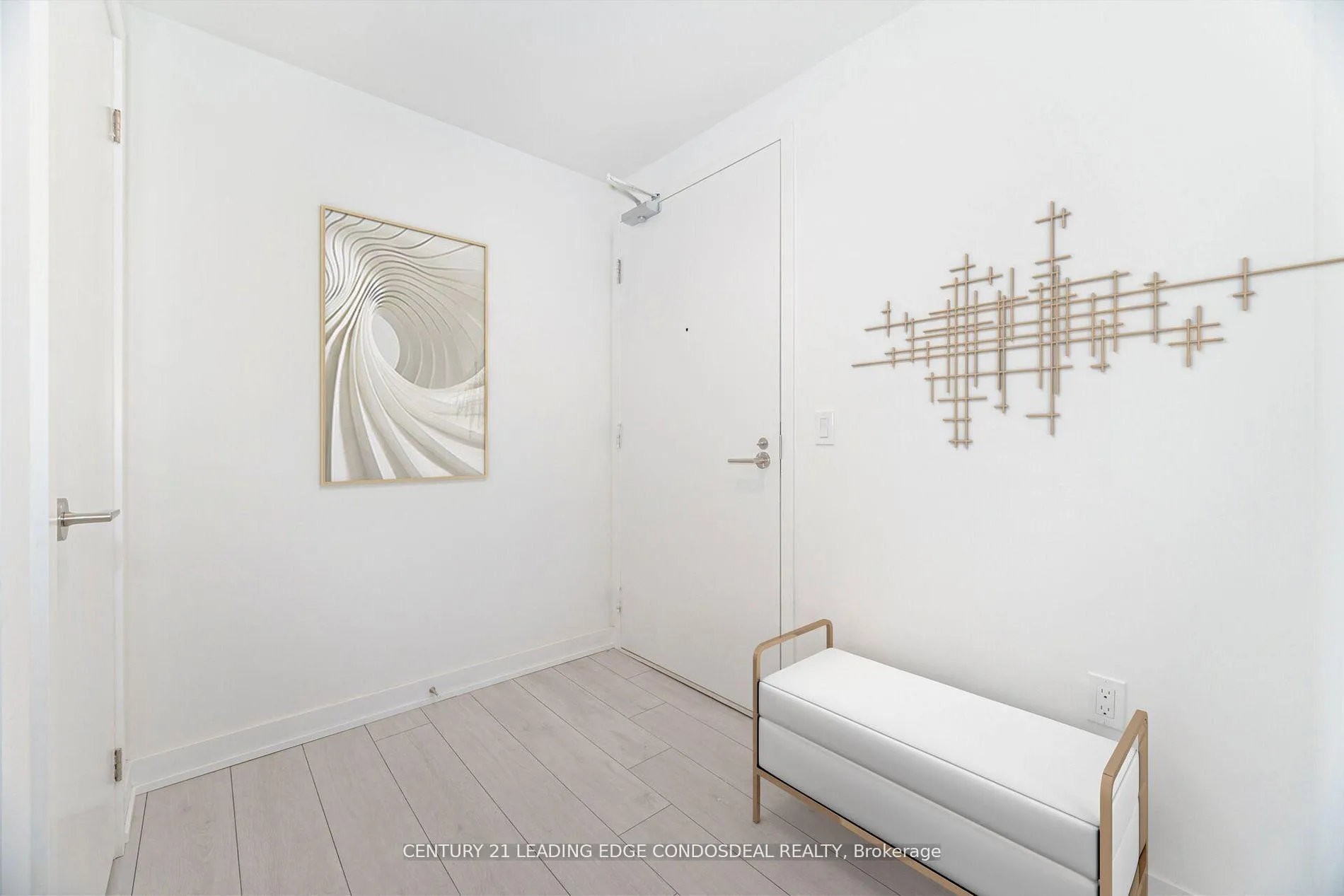Photo 5 of Unit 2518, 230 Simcoe Street, Toronto, Kensington-Chinatown — HOMEH