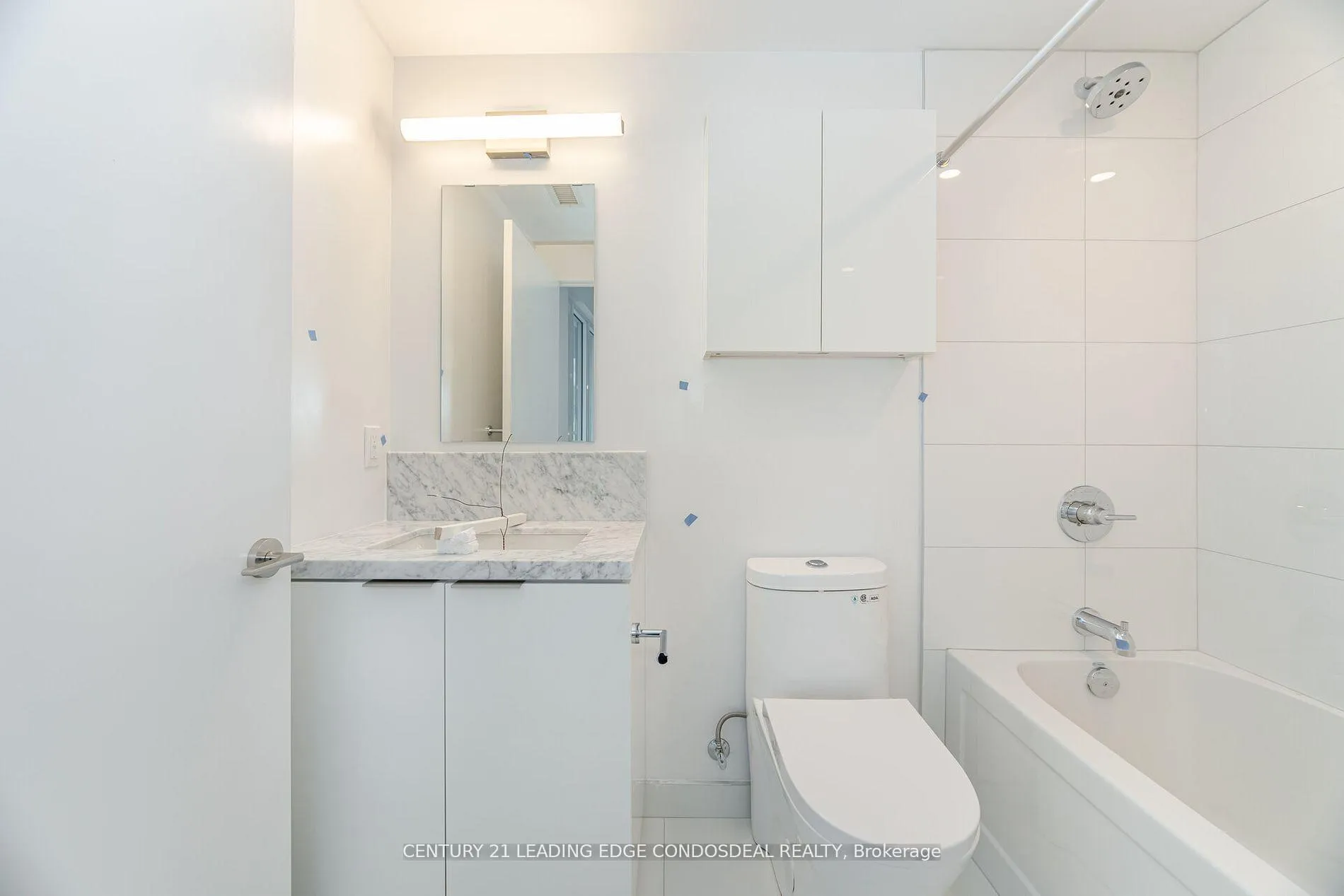 Photo 14 of Unit 2518, 230 Simcoe Street, Toronto, Kensington-Chinatown — HOMEH