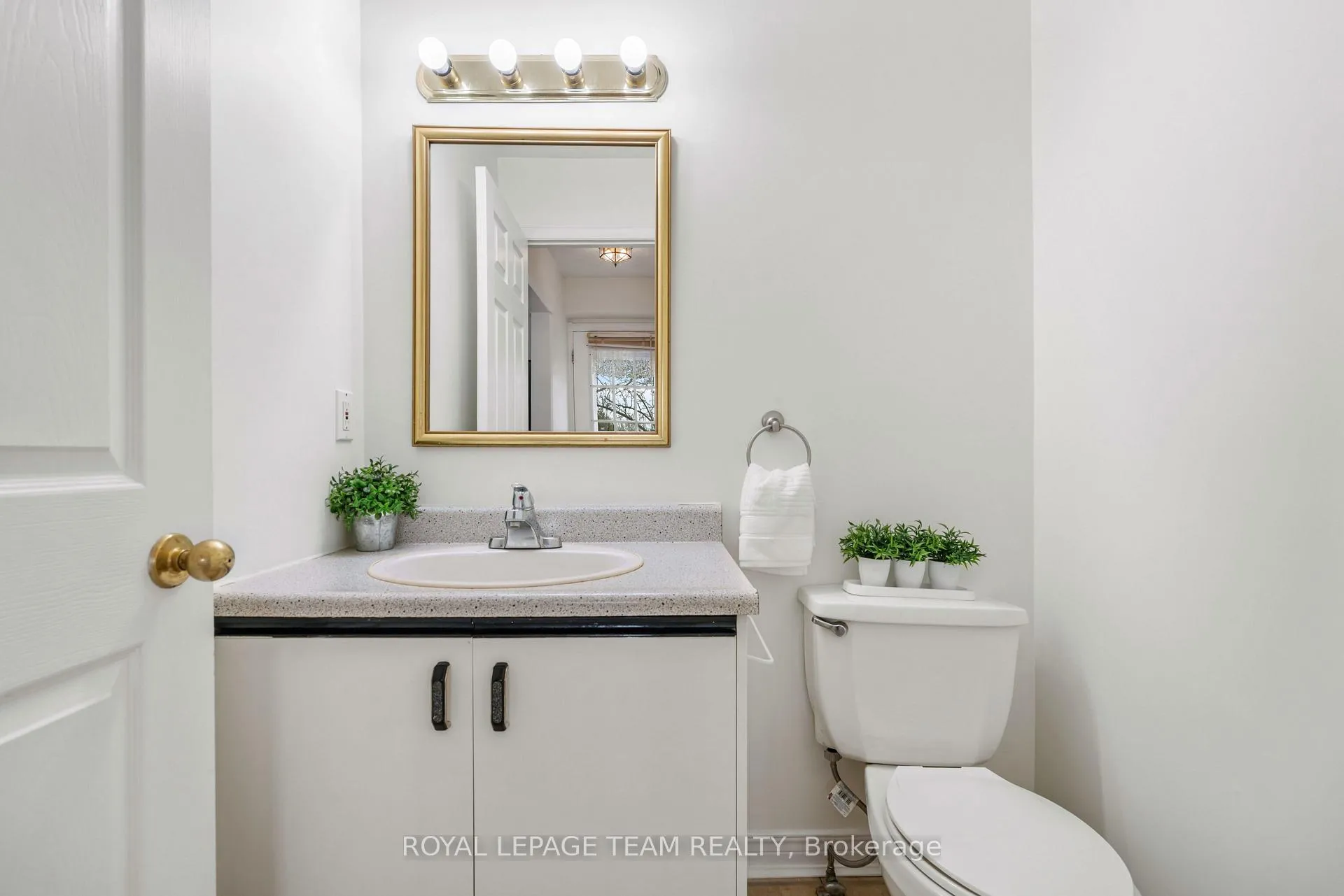 Photo 16 of 52 Rowan Drive, South Dundas, Morrisburg — HOMEH
