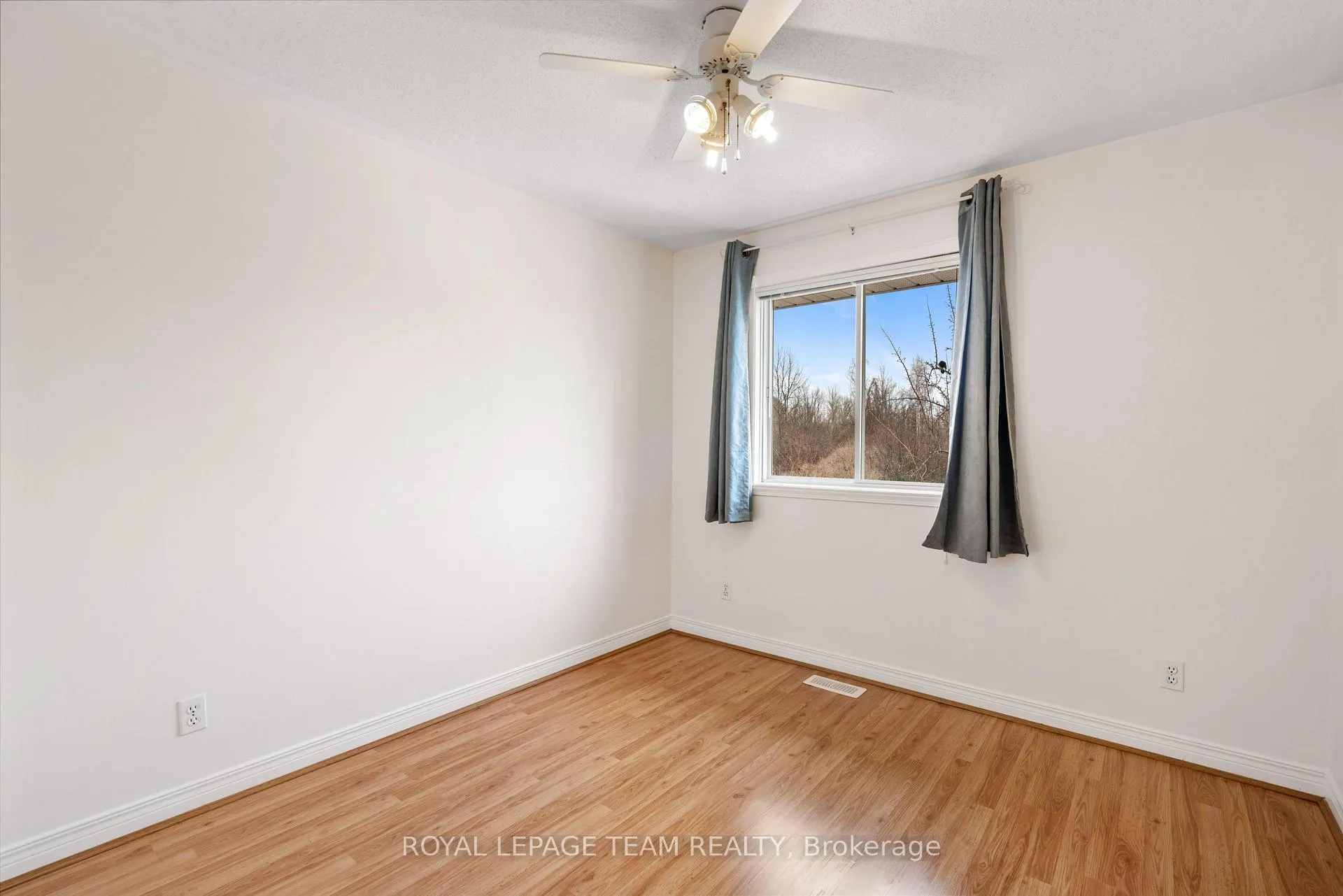 Photo 22 of 52 Rowan Drive, South Dundas, Morrisburg — HOMEH