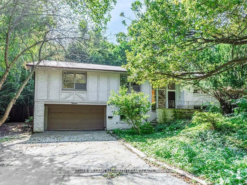 Front of 15 York Valley Crescent