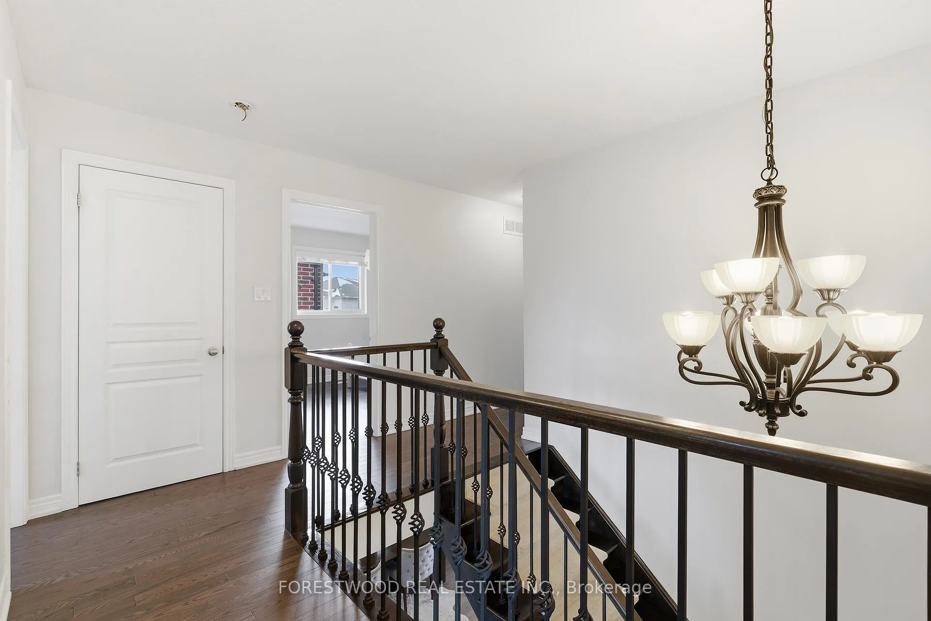 Photo 11 of 19 Michelangelo Lane, Hamilton, Carpenter — HOMEH