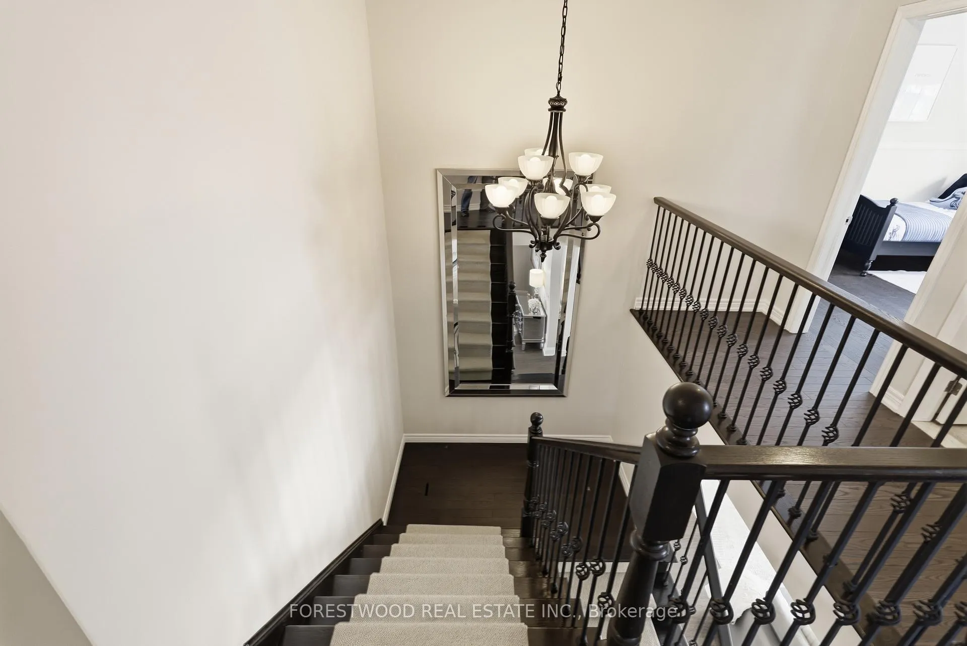 Photo 21 of 19 Michelangelo Lane, Hamilton, Carpenter — HOMEH
