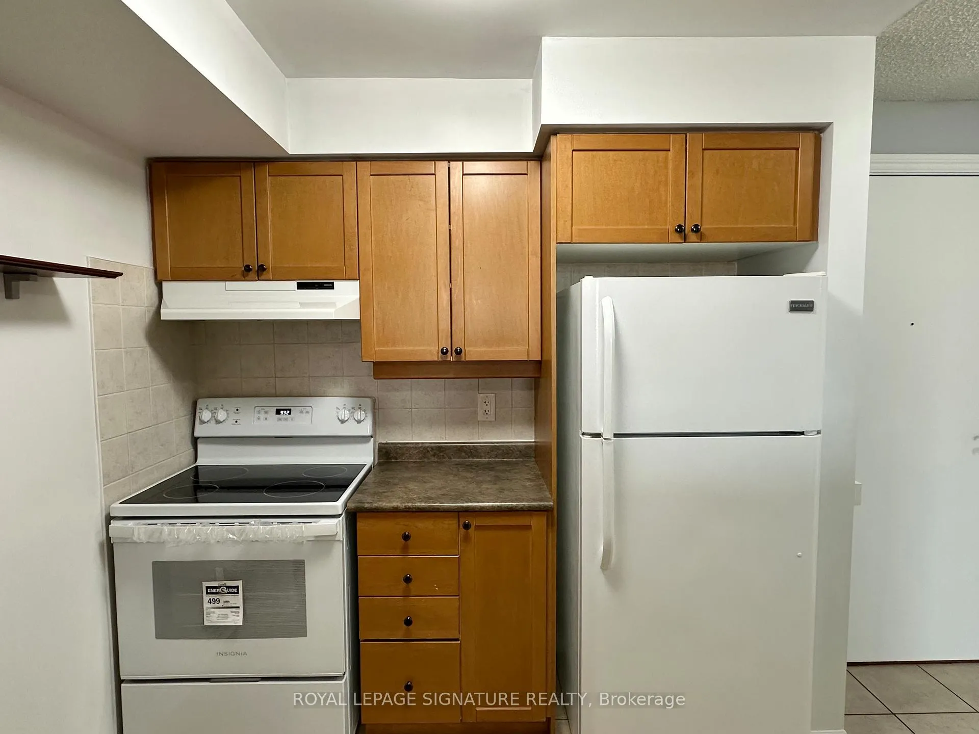Photo 4 of Unit 822, 700 Humberwood Boulevard, Etobicoke, West Humber-Clairville — HOMEH