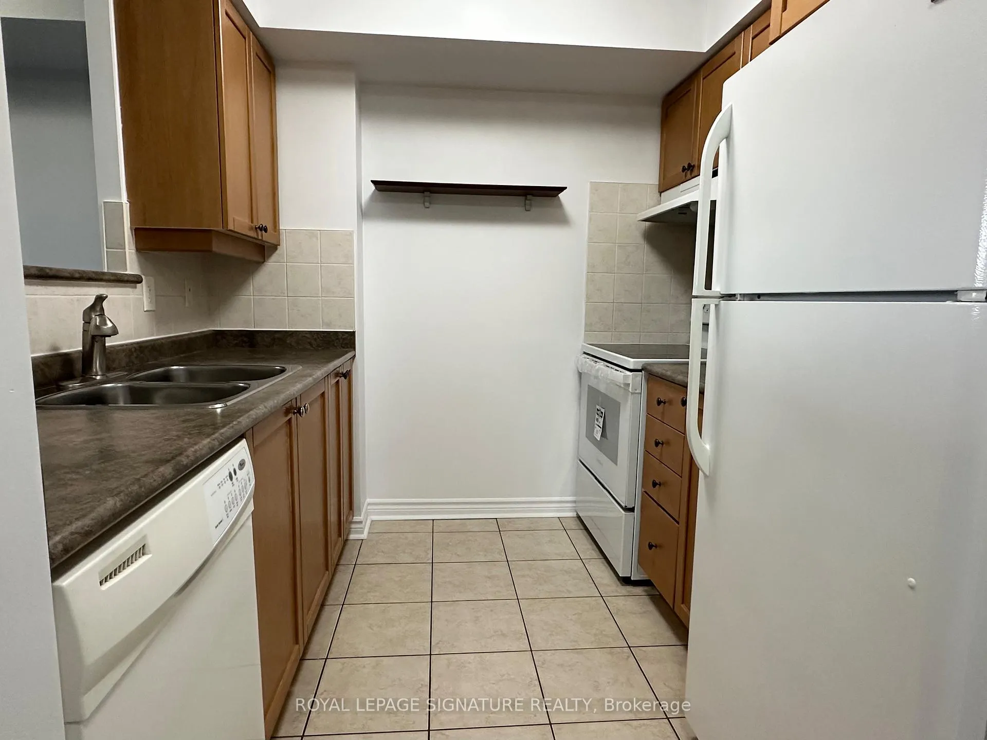 Photo 5 of Unit 822, 700 Humberwood Boulevard, Etobicoke, West Humber-Clairville — HOMEH